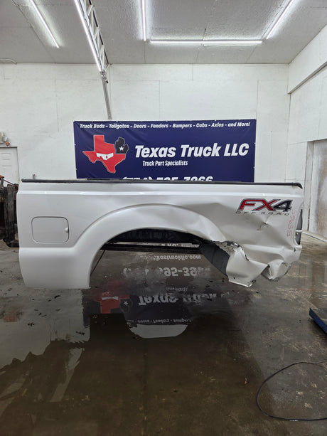 2011-2016 Ford F250 F350 Super Duty 6' 9" Short Truck Bed - Pearl white