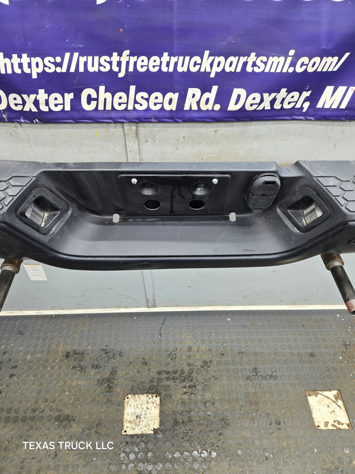 2009-2018 Dodge Ram 1500 2500 3500 4th Gen Rear Bumper