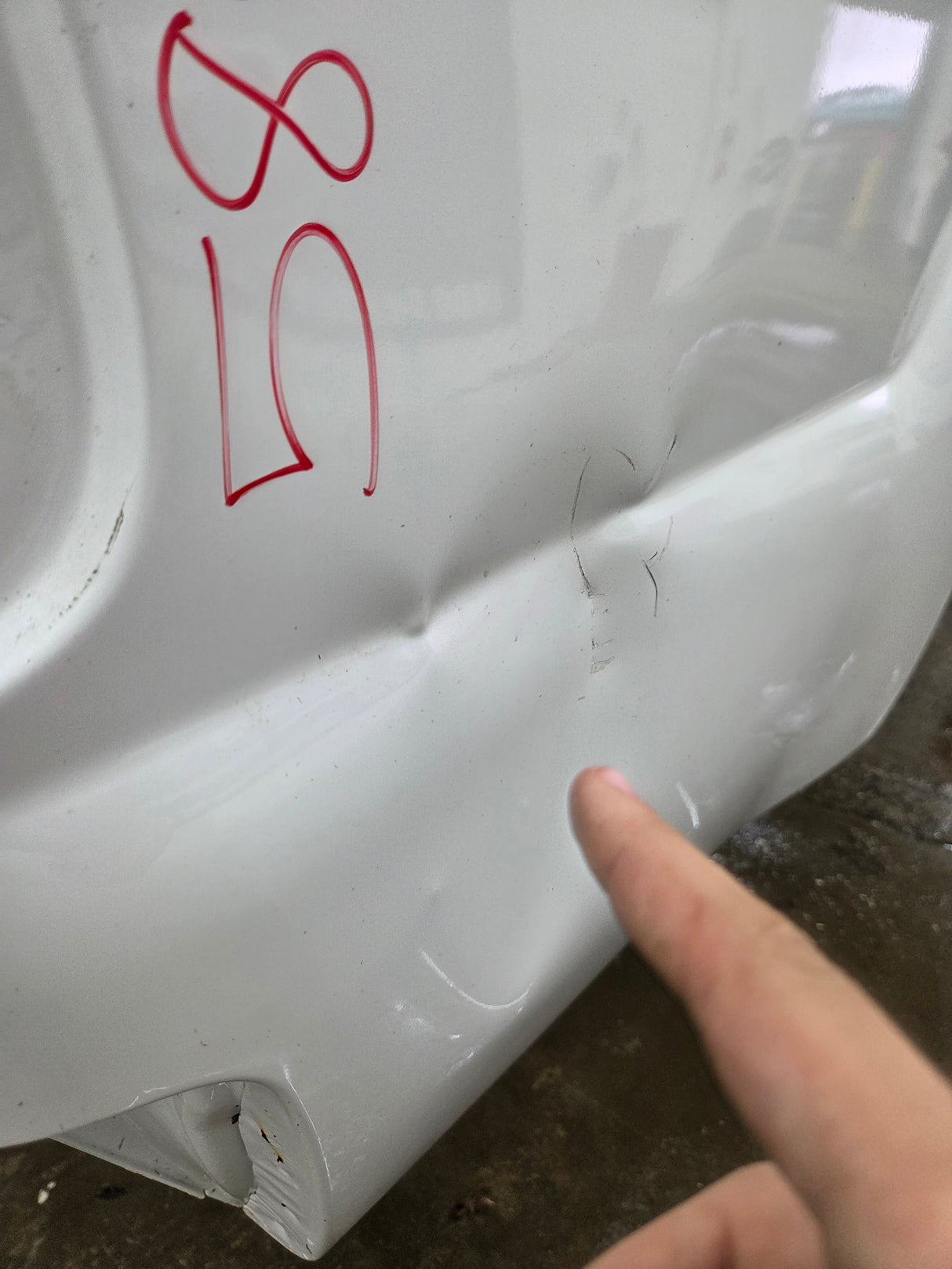 2011-2016 Ford F250 F350 Super Duty 6' 9" Short Truck Bed - Pearl white
