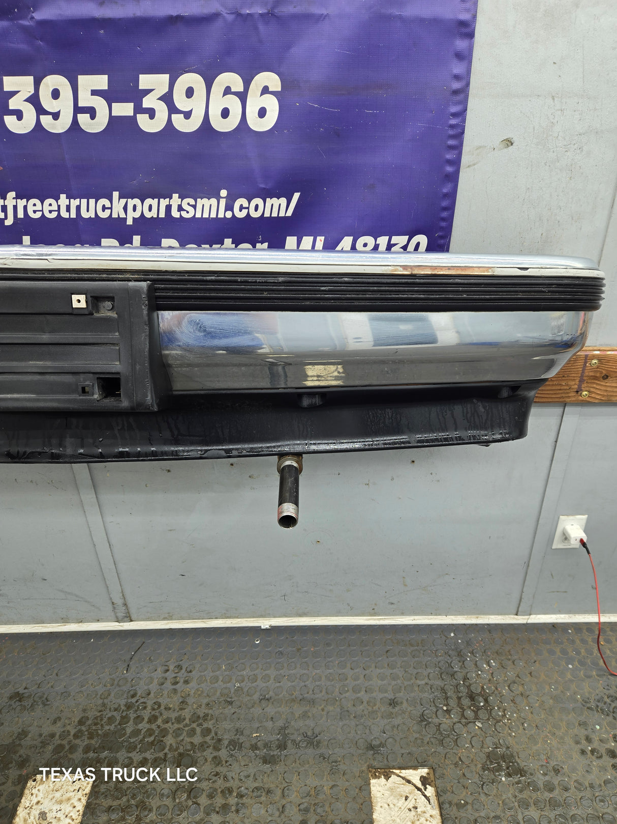 1988-1998 Chevrolet / GMC 1500 2500 3500 Front Bumper