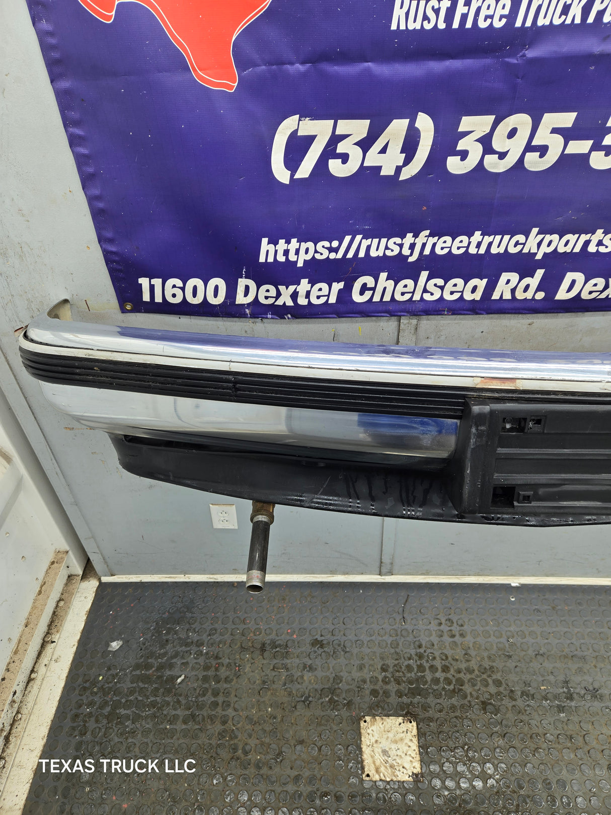1988-1998 Chevrolet / GMC 1500 2500 3500 Front Bumper