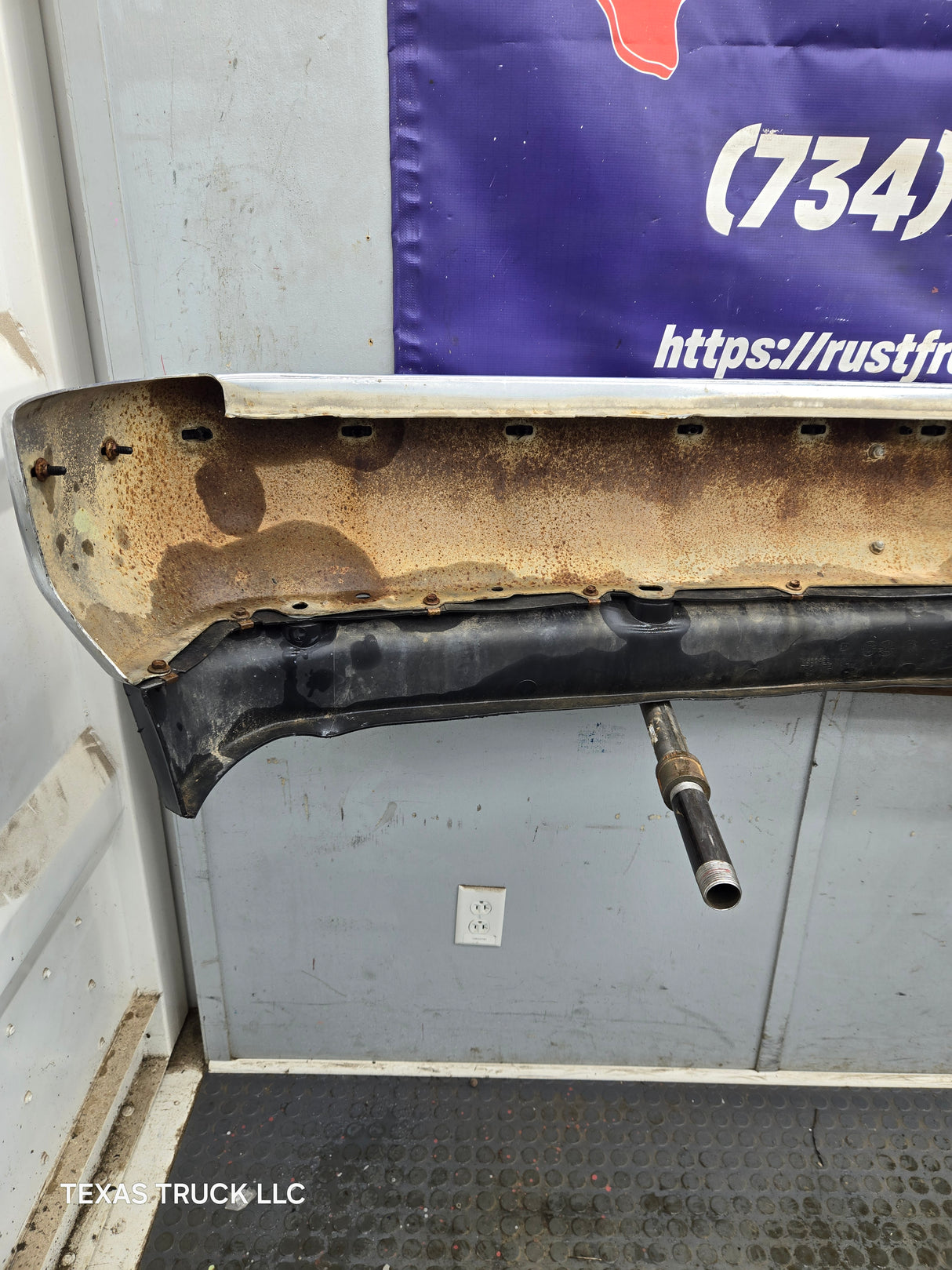 1988-1998 Chevrolet / GMC 1500 2500 3500 Front Bumper