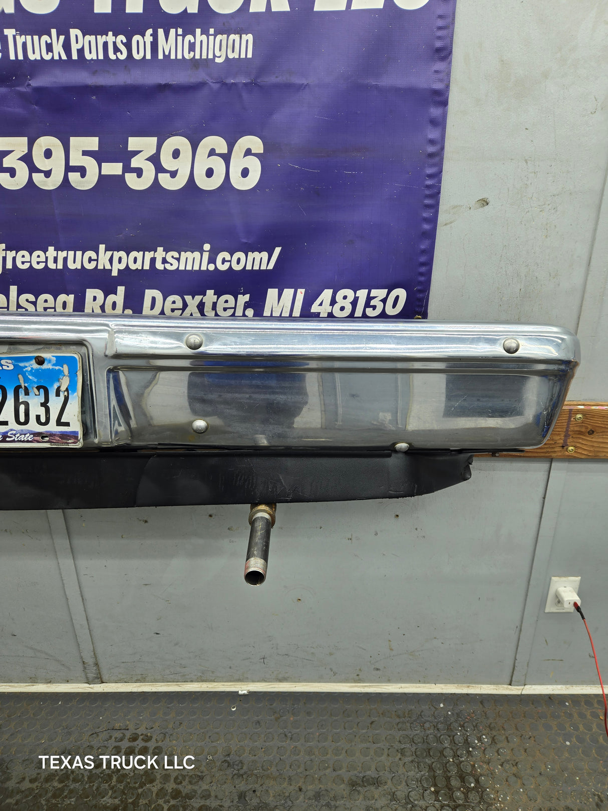 1983-1991 Chevrolet Silverado / GMC Sierra Square Body Front Bumper W/O Impact Strip