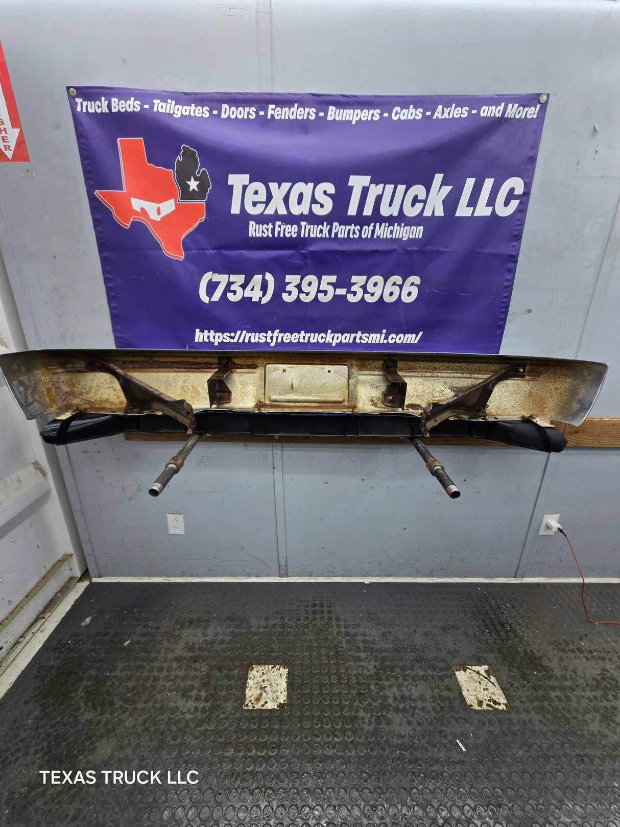 1983-1991 Chevrolet Silverado / GMC Sierra Square Body Front Bumper W/O Impact Strip