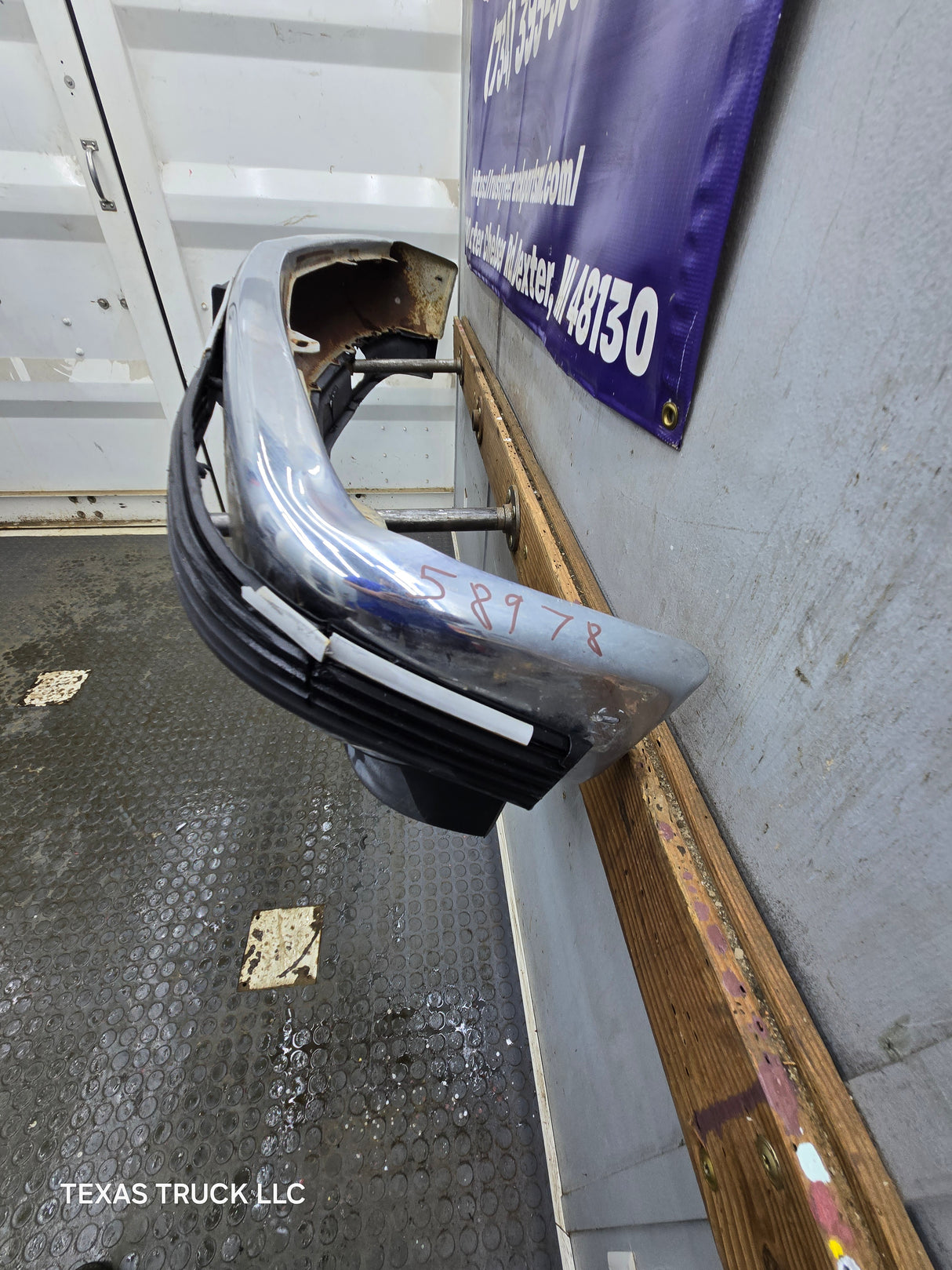1988-1998 Chevrolet / GMC 1500 2500 3500 Front Bumper