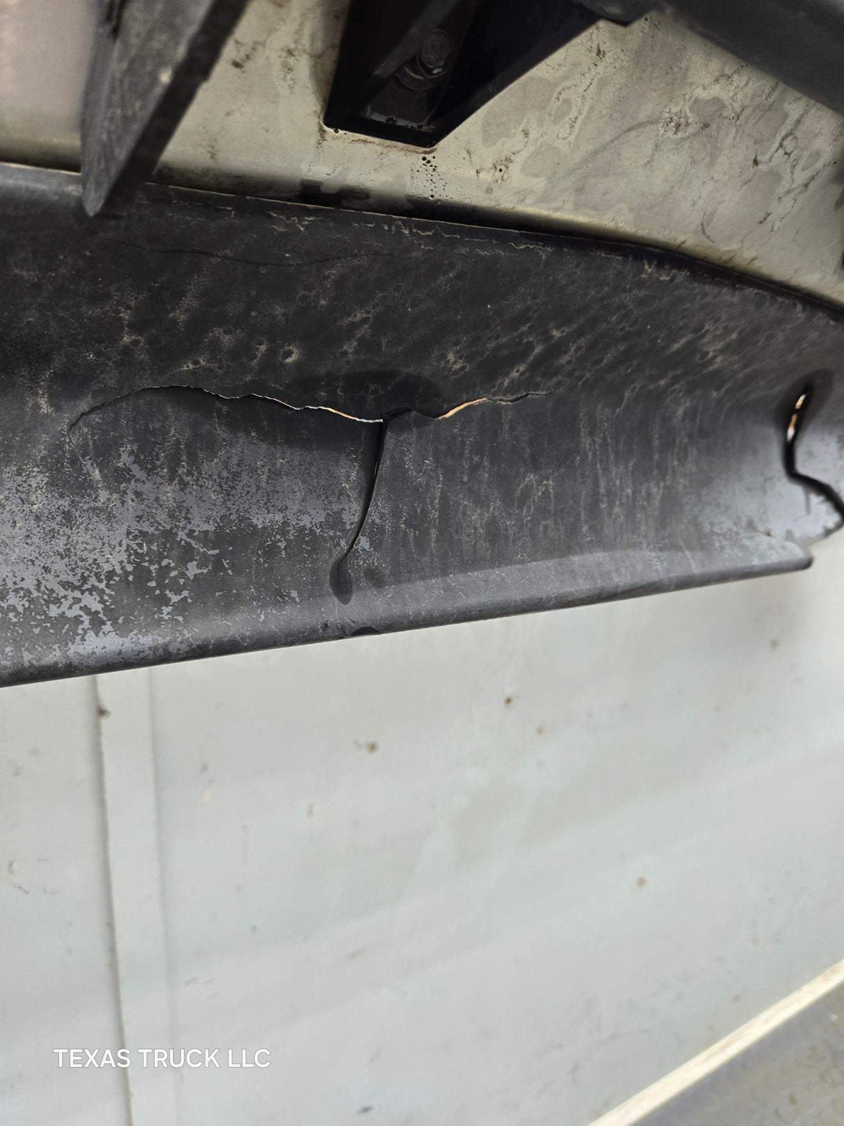 1988-1998 Chevrolet / GMC 1500 2500 3500 Front Bumper