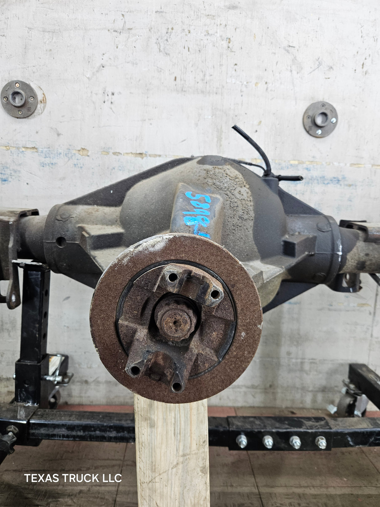 2001-2006 Chevrolet Silverado / GMC Sierra 3500 HD Dually Rear Axle Cab & Chassis 4.10 11.5" GT5 G80