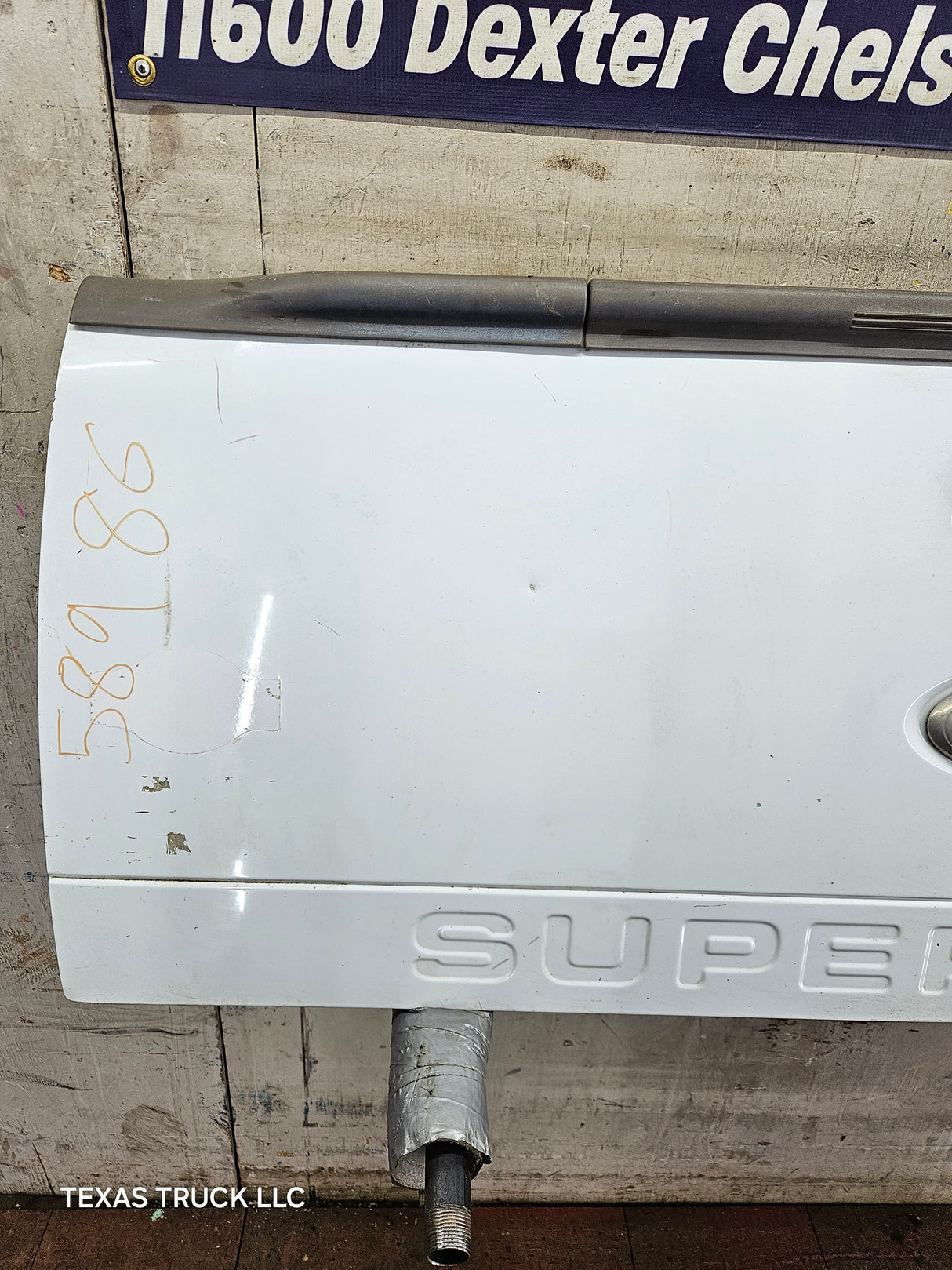 2008-2016 Ford Super Duty Tailgate with step F250 F350 F450 F550