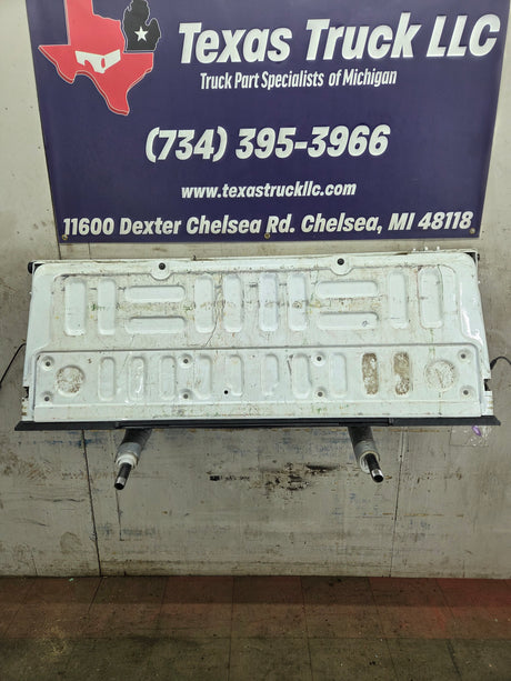 2017-2022 Ford F250 F350 F450 F550 Super Duty Step Tailgate - Pearl White