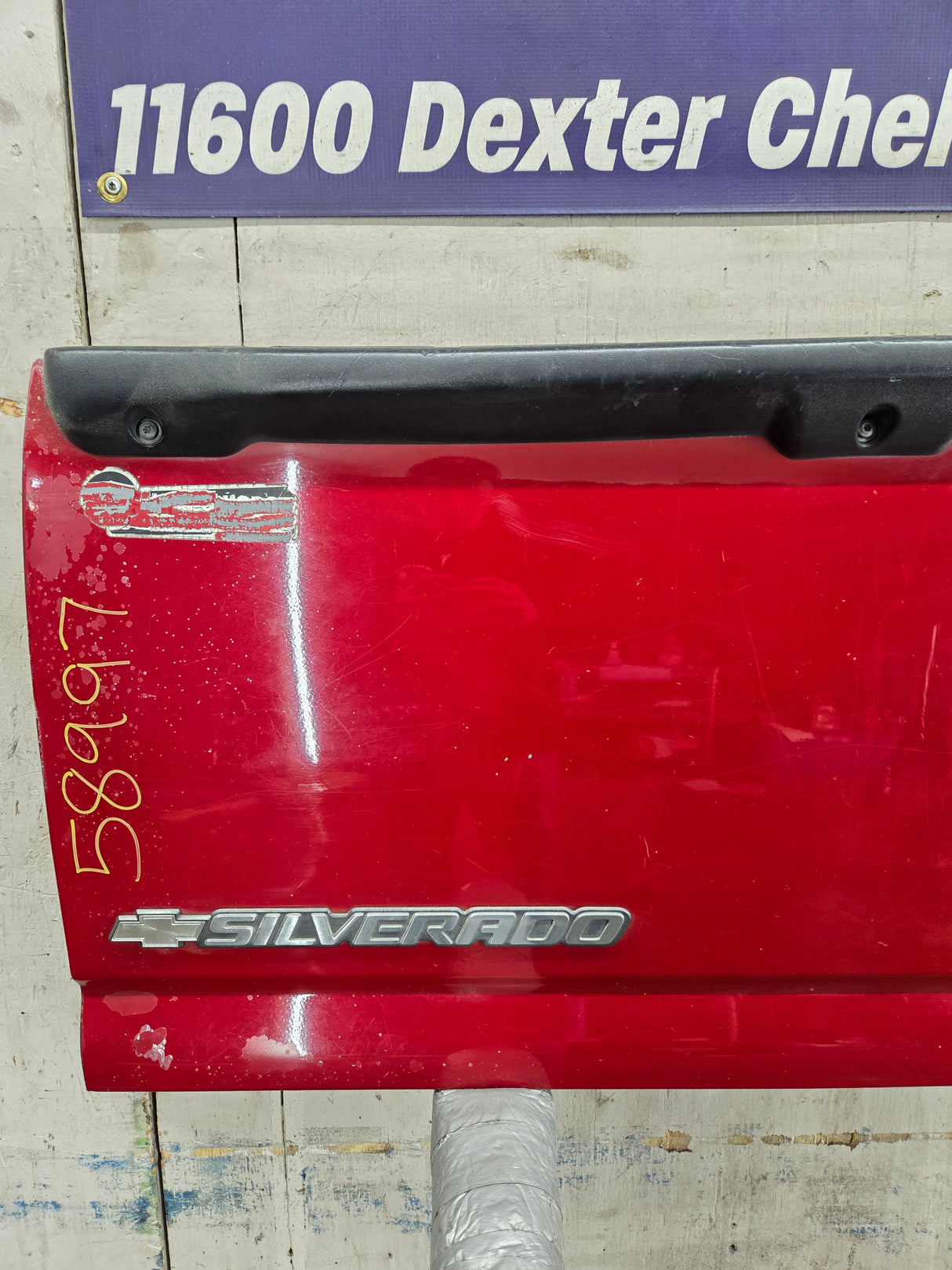 1999-2007 Chevrolet Silverado / GMC Sierra 1500 2500 3500 Tailgate