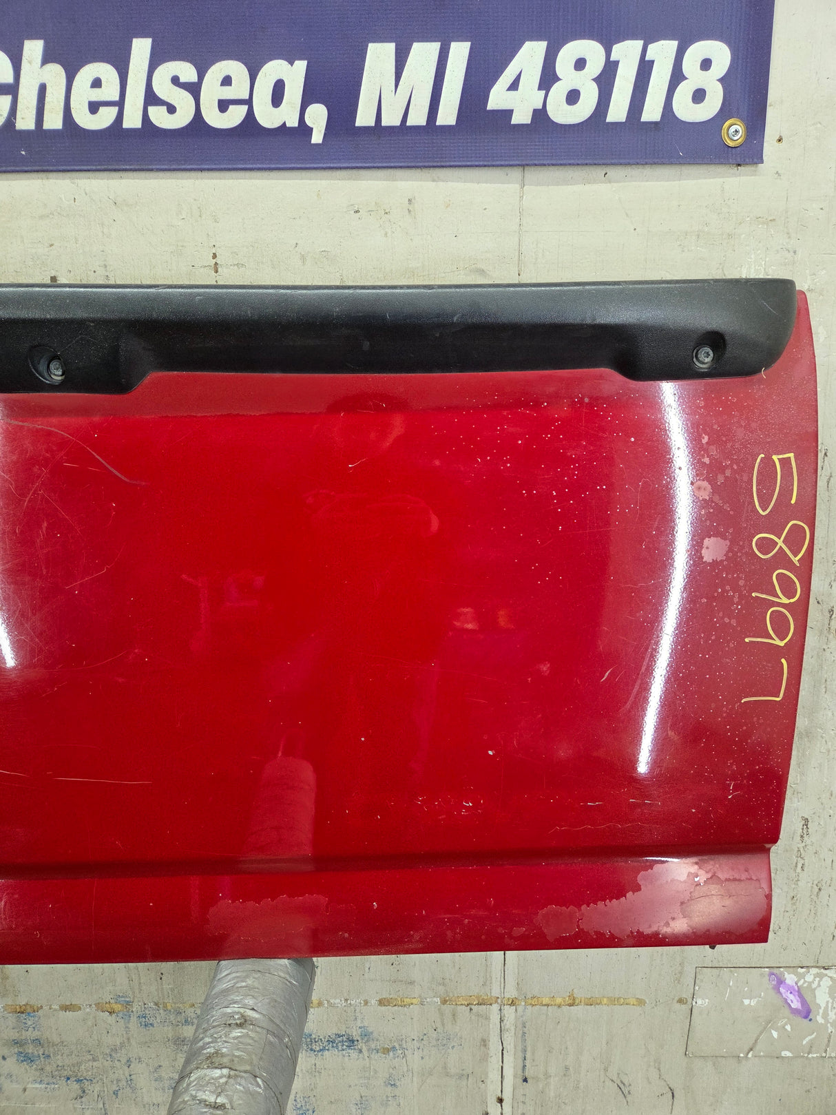 1999-2007 Chevrolet Silverado / GMC Sierra 1500 2500 3500 Tailgate