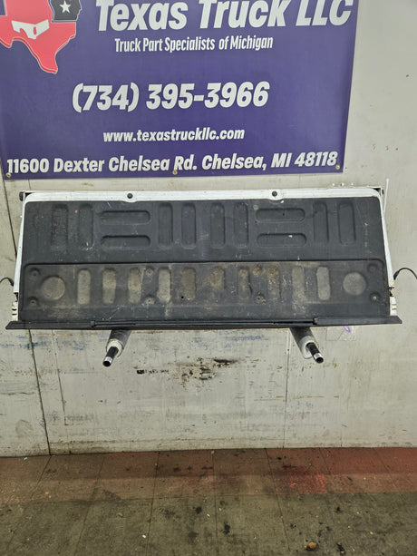 2017-2022 Ford Super Duty Platinum Pearl White Tailgate W/Step F250 F350 F450 F550