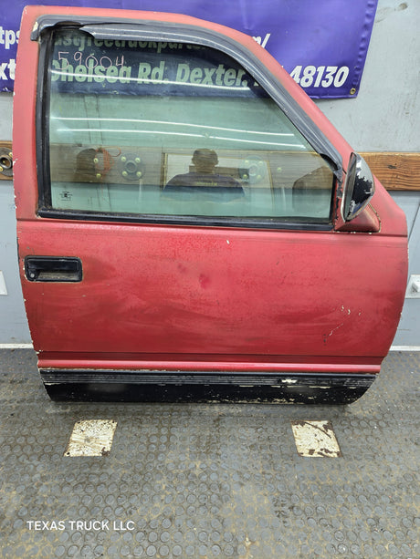 1988-2000 Chevrolet Silverado Suburban GMC Sierra RH Front Passenger Door