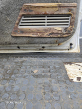 1988-2000 Chevrolet Silverado Suburban GMC Sierra RH Front Passenger Door