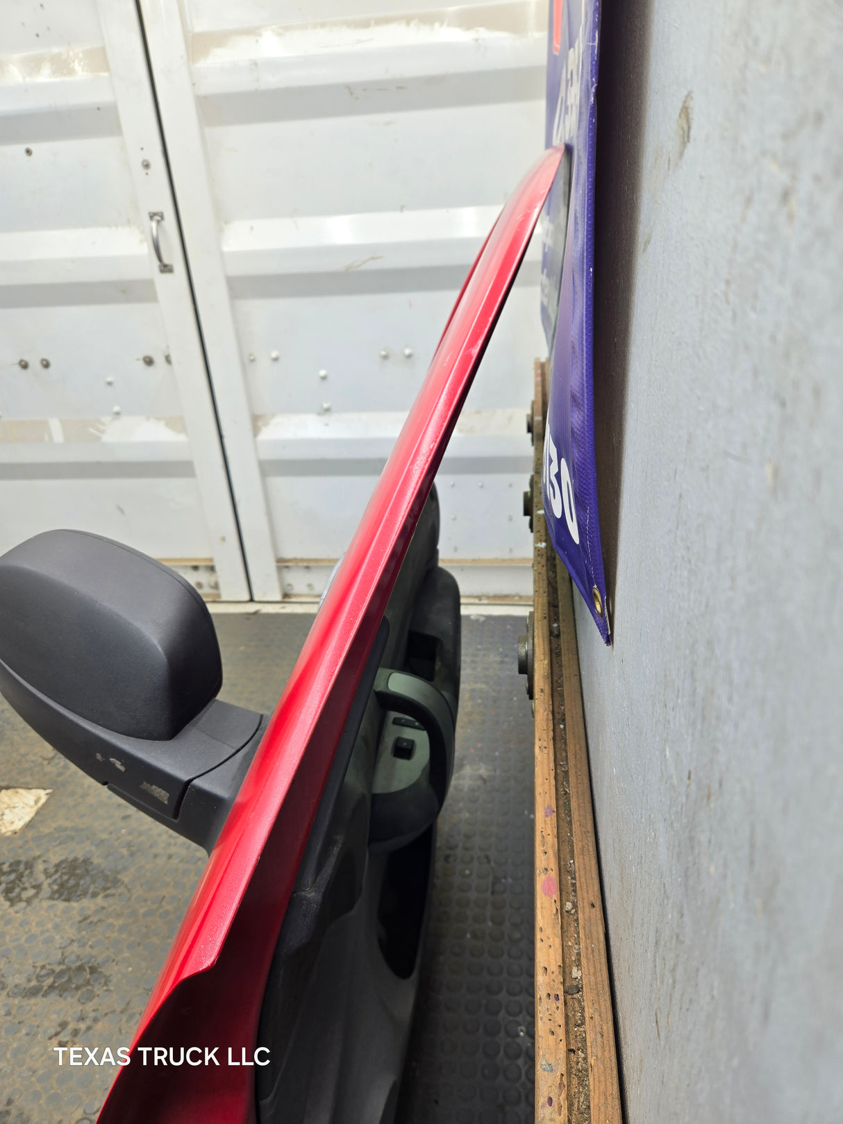 2007-2013 Chevrolet Silverado / GMC Sierra 1500 2500 3500 HD RH Front Passenger Side Door