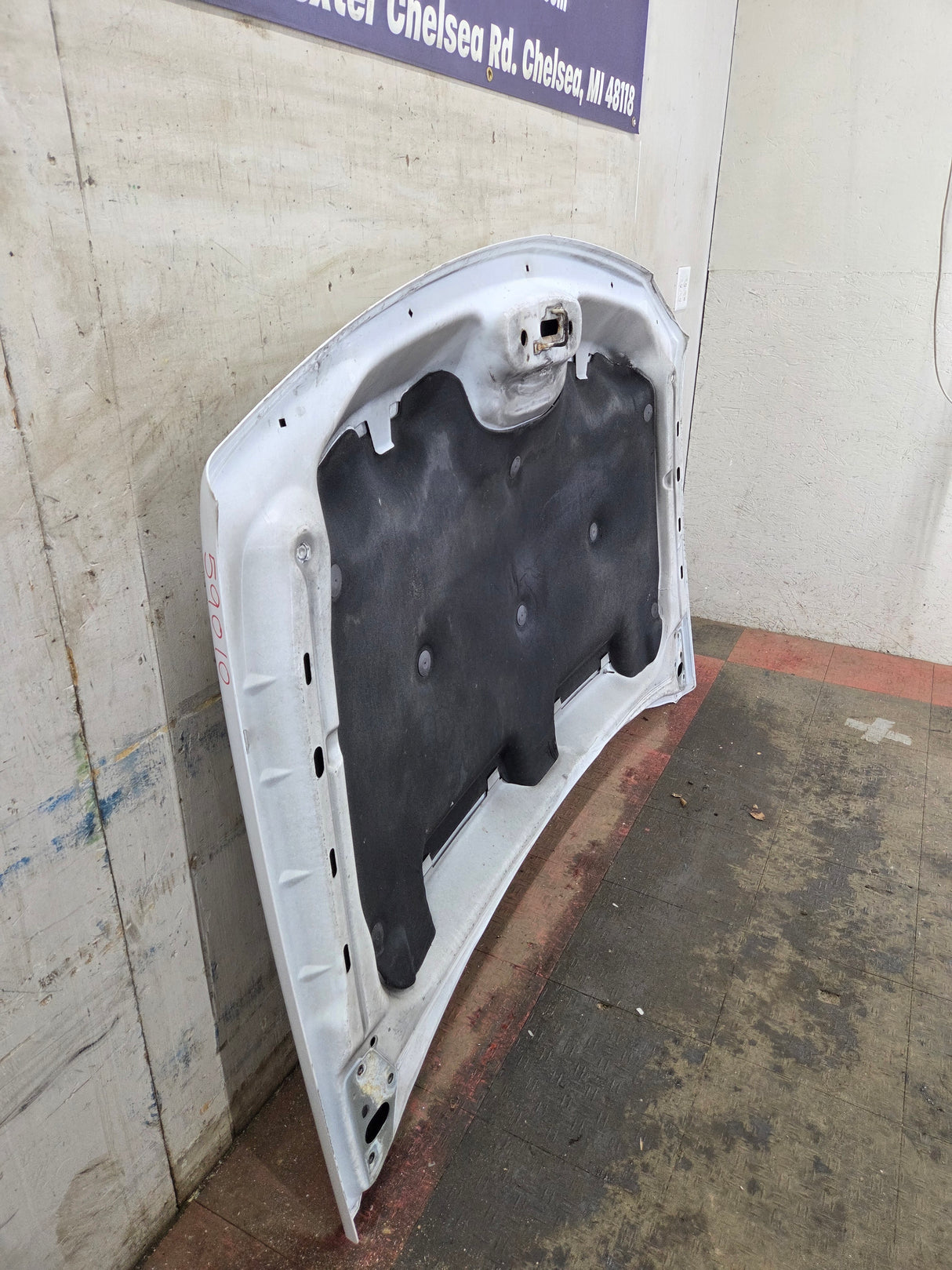 2003-2006 Chevrolet Silverado 2500 3500 Cateye HD Hood OEM