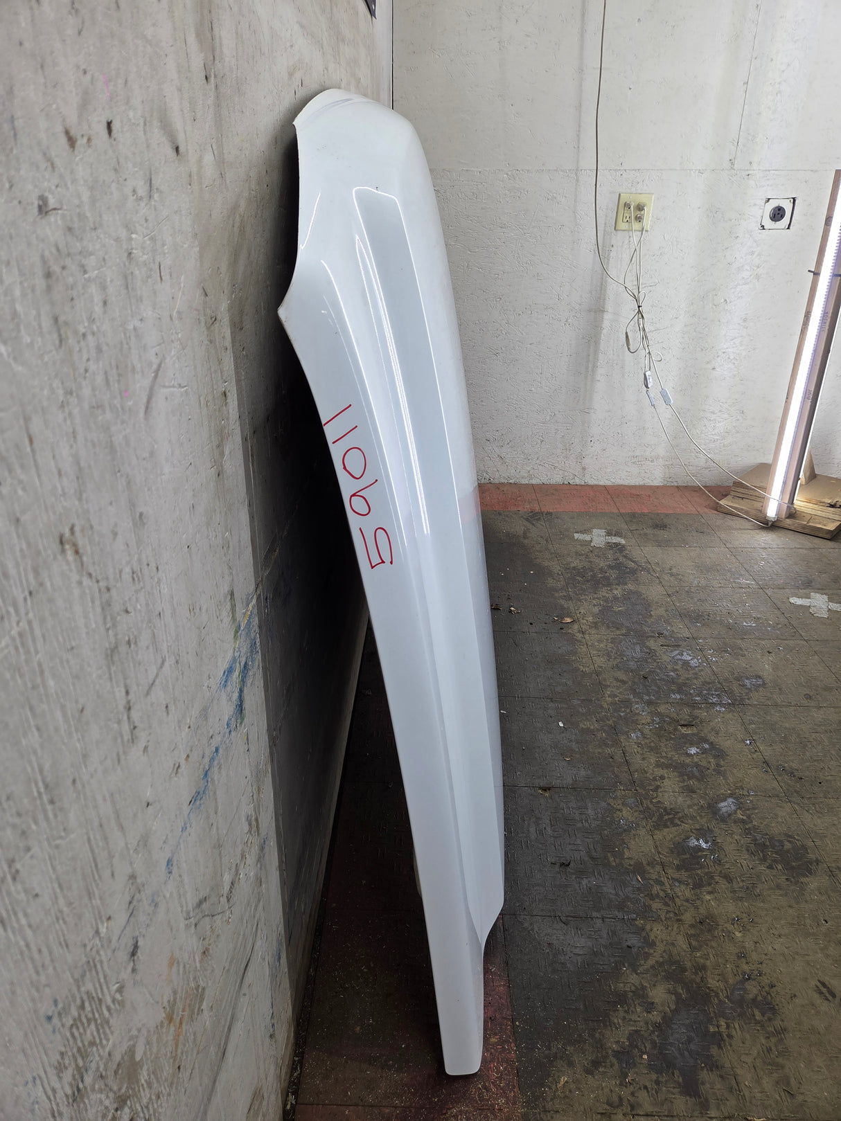 2003-2006 Chevrolet Silverado 2500 3500 Cateye HD Hood OEM