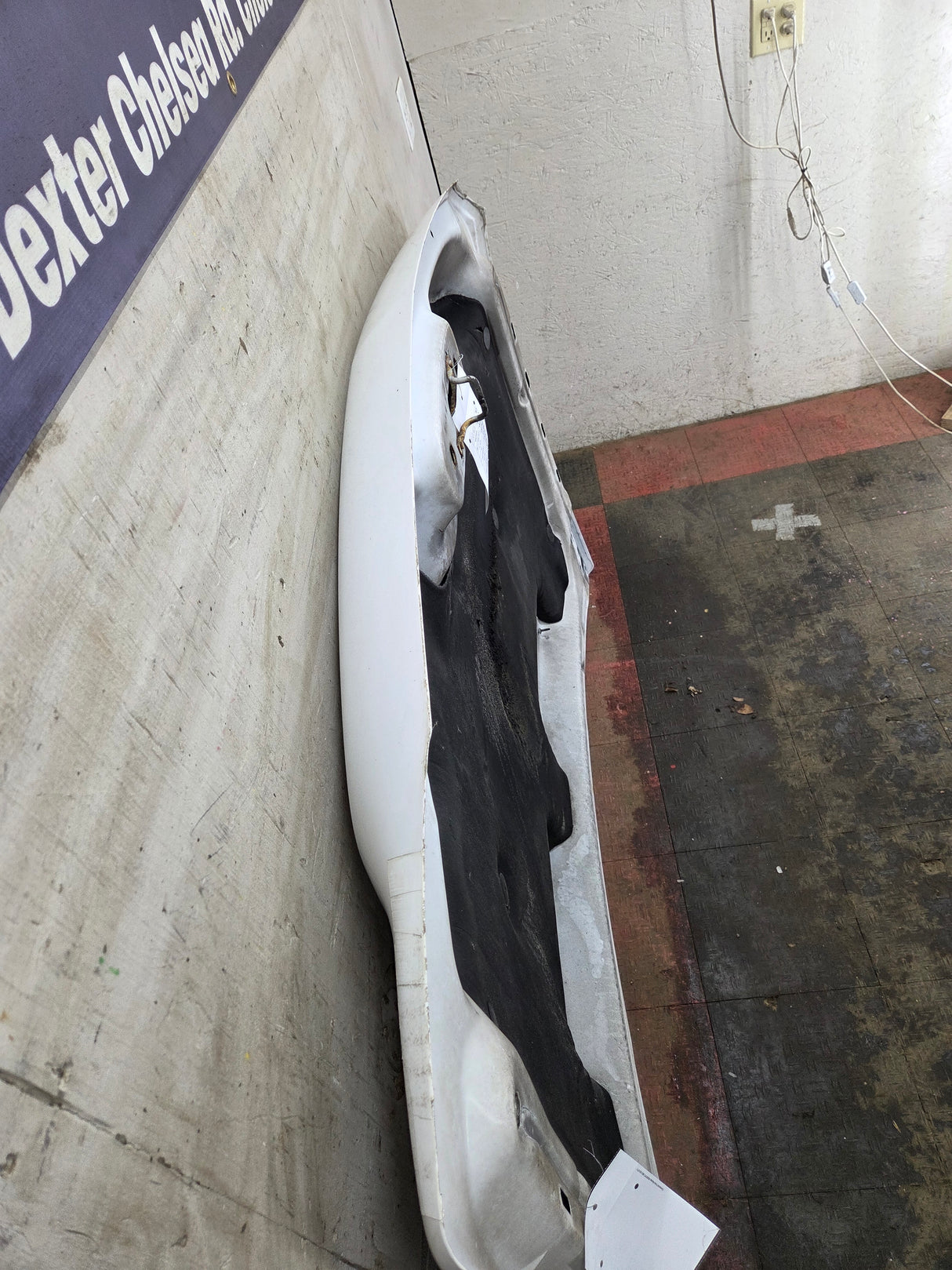 2003-2006 Chevrolet Silverado 2500 3500 Cateye HD Hood OEM