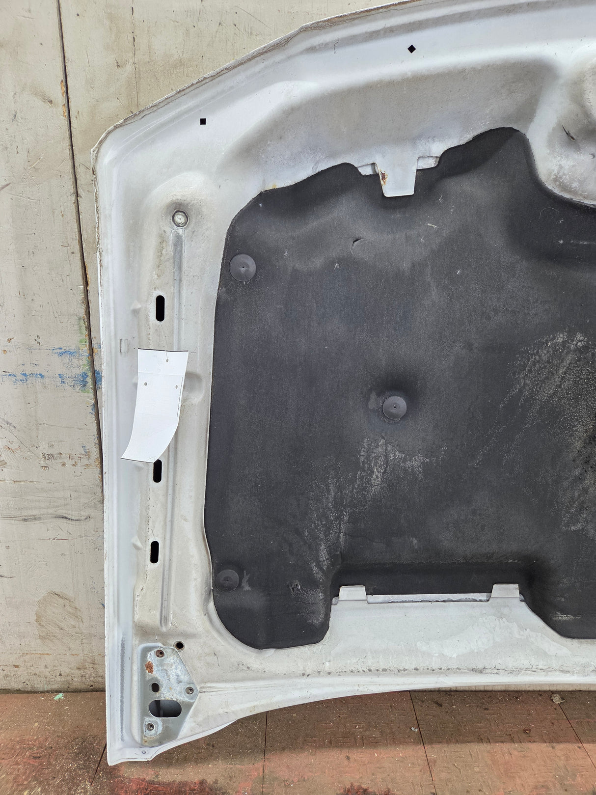 2003-2006 Chevrolet Silverado 2500 3500 Cateye HD Hood OEM