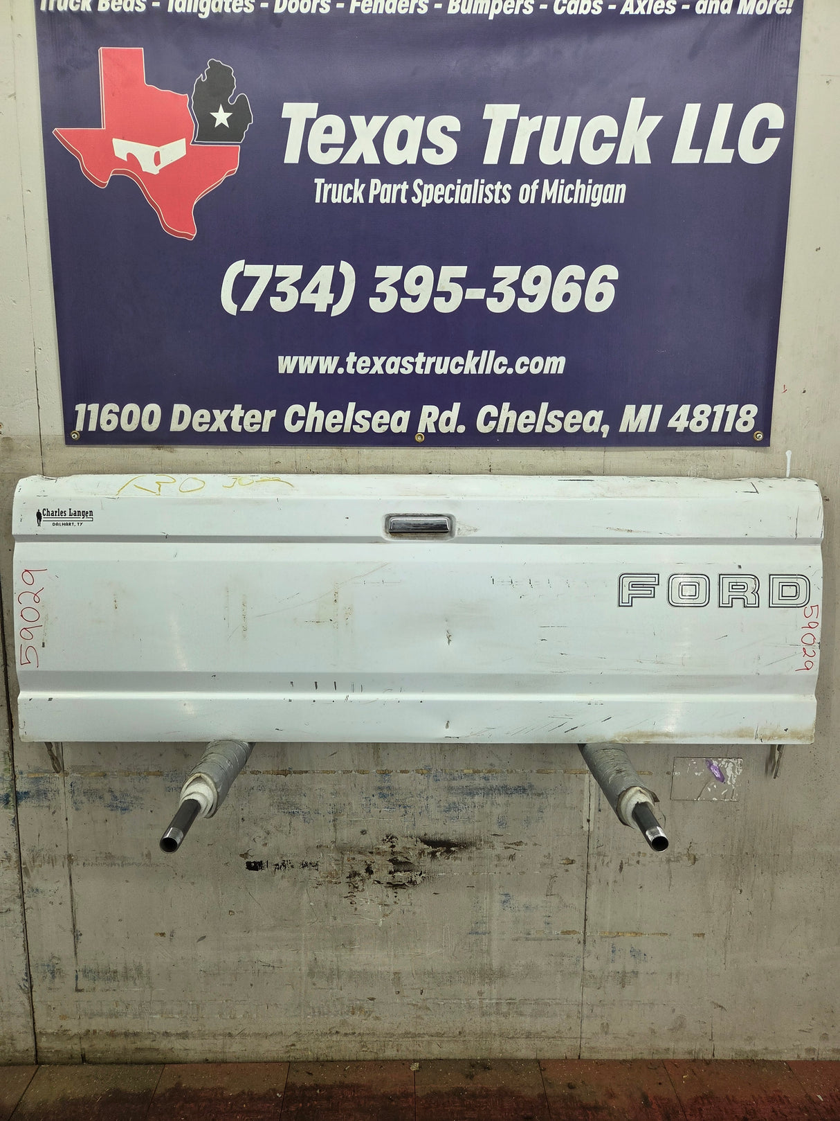 1980-1997 Bullnose / Bricknose / OBS Ford F100 F150 F250 F350 Tailgate