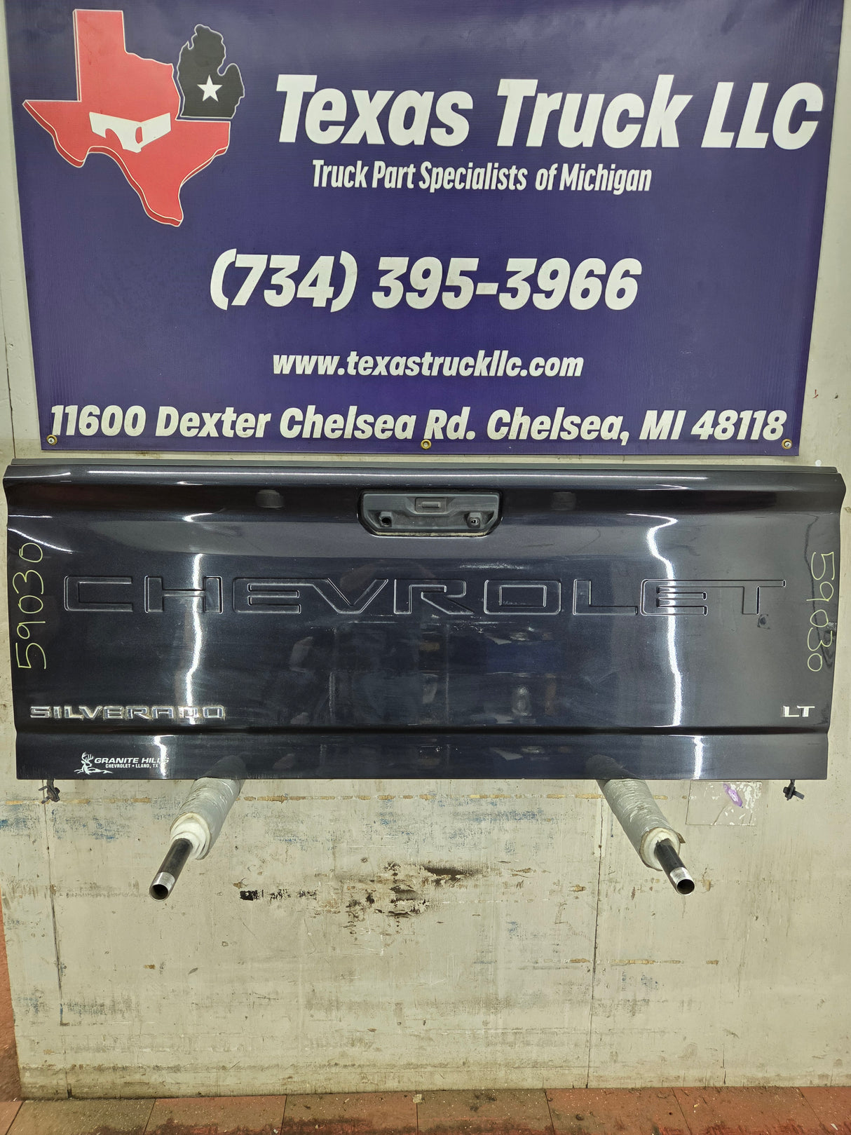 2019-2026 Chevrolet Silverado 2500 HD 3500HD Truck Tailgate