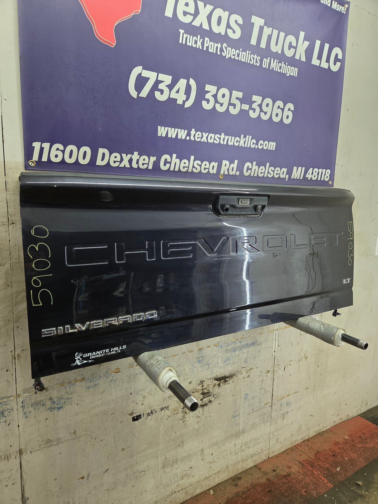 2019-2026 Chevrolet Silverado 2500 HD 3500HD Truck Tailgate