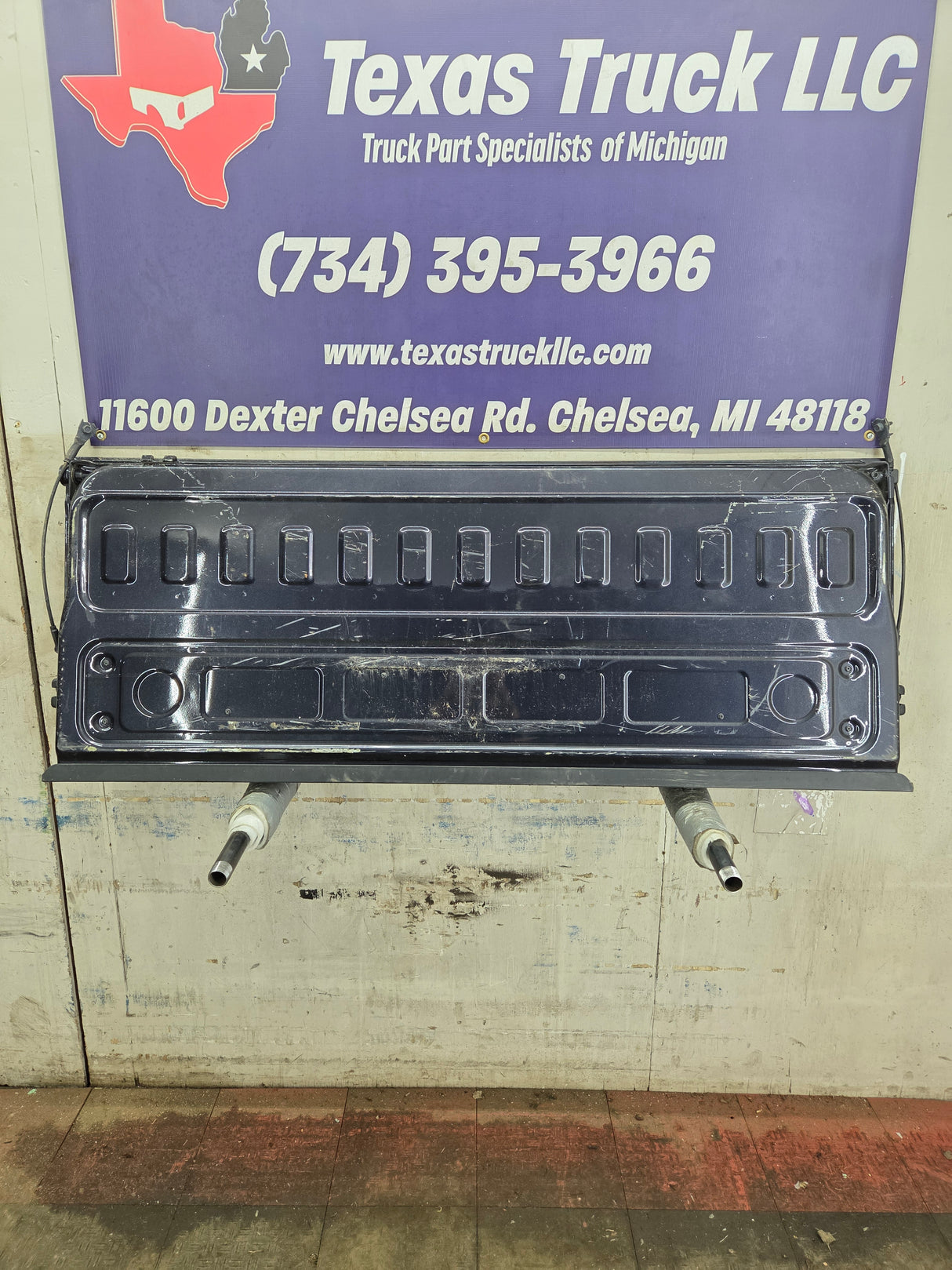 2019-2026 Chevrolet Silverado 2500 HD 3500HD Truck Tailgate
