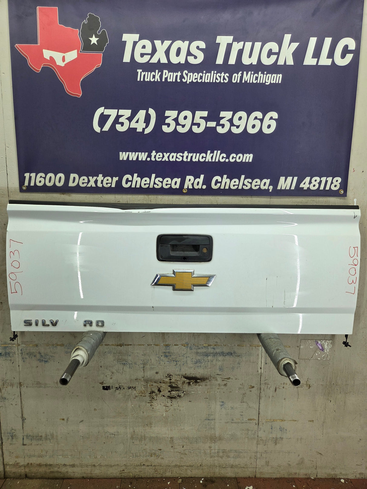 2014-2019 Chevrolet Silverado / GMC Sierra 1500 2500 3500 HD Tailgate