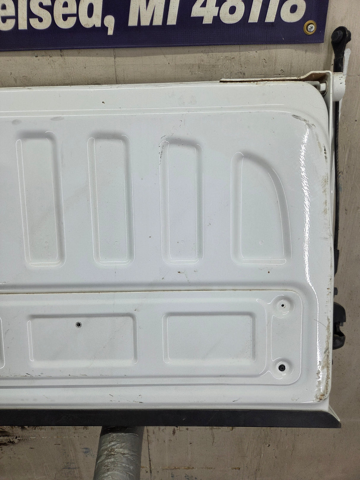 2014-2019 Chevrolet Silverado / GMC Sierra 1500 2500 3500 HD Tailgate