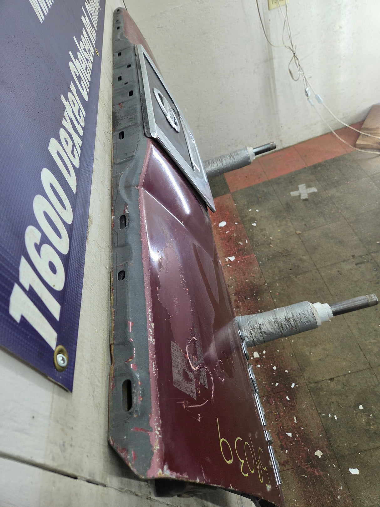 2004-2012 Nissan Titan Tailgate
