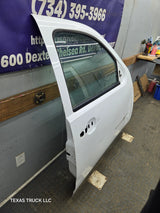 2007-2013 Chevrolet Silverado / GMC Sierra 1500 2500 3500 HD RH Front Passenger Side Door