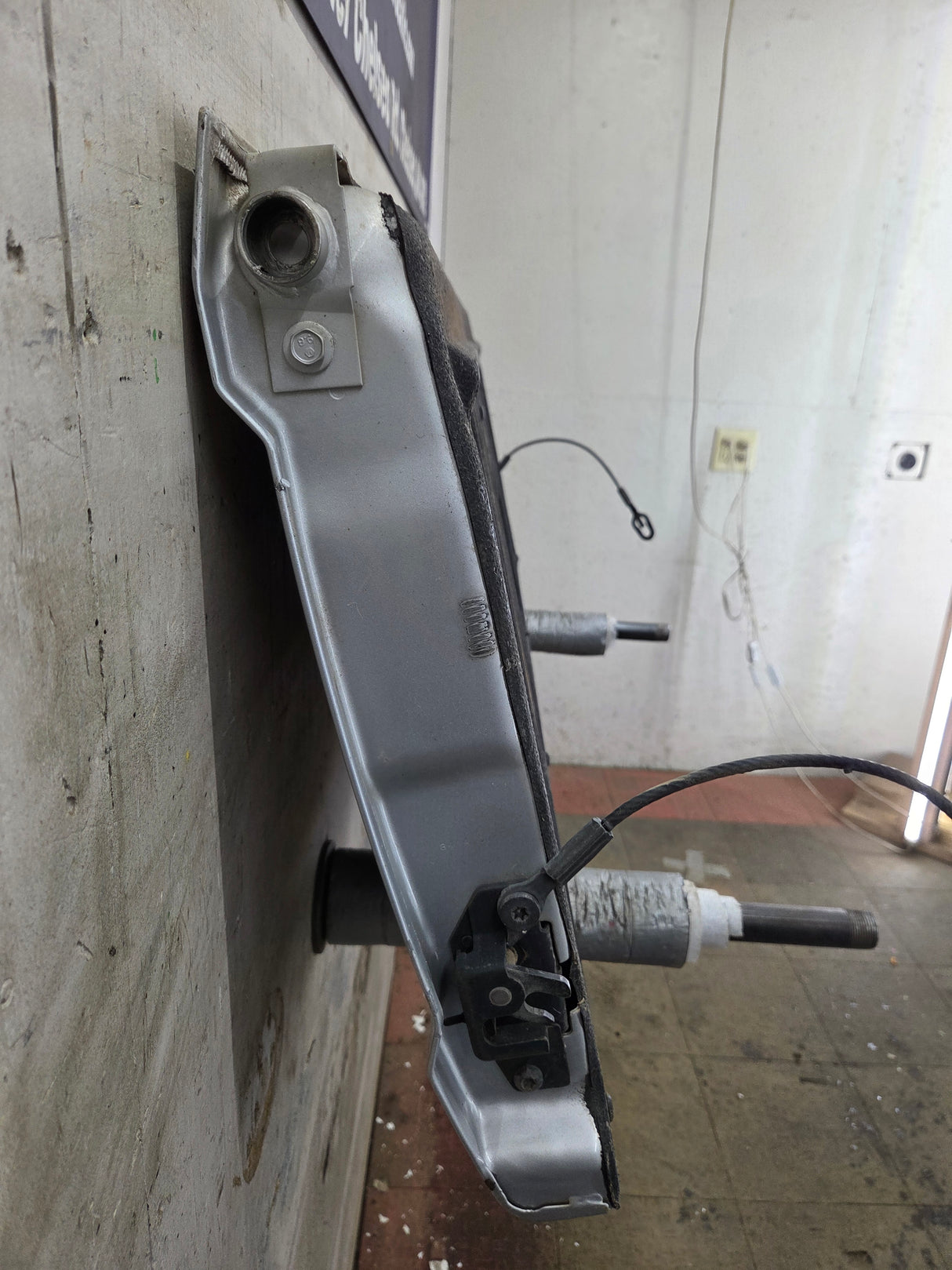 2005-2011 Dodge Dakota 3rd Gen Tailgate