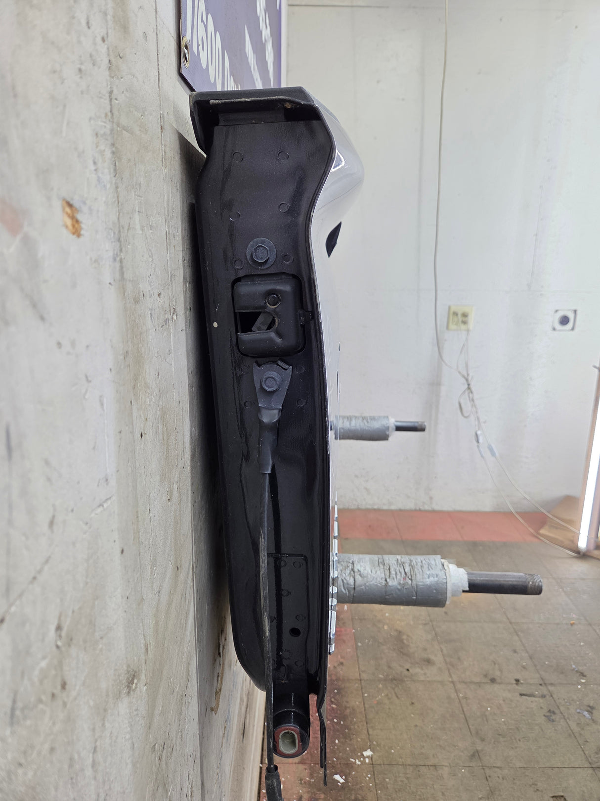 2019-2026 Chevrolet Silverado 2500 HD 3500HD Truck Tailgate