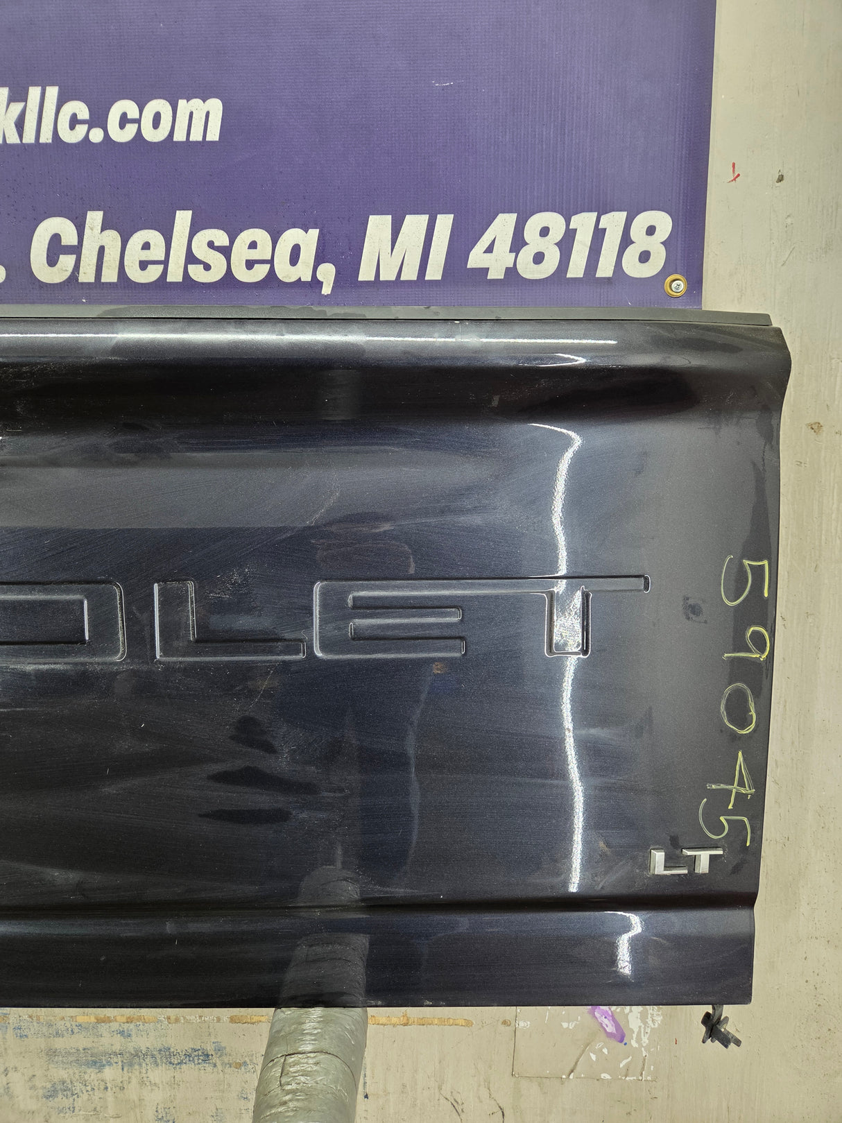 2019-2026 Chevrolet Silverado 2500 HD 3500HD Truck Tailgate