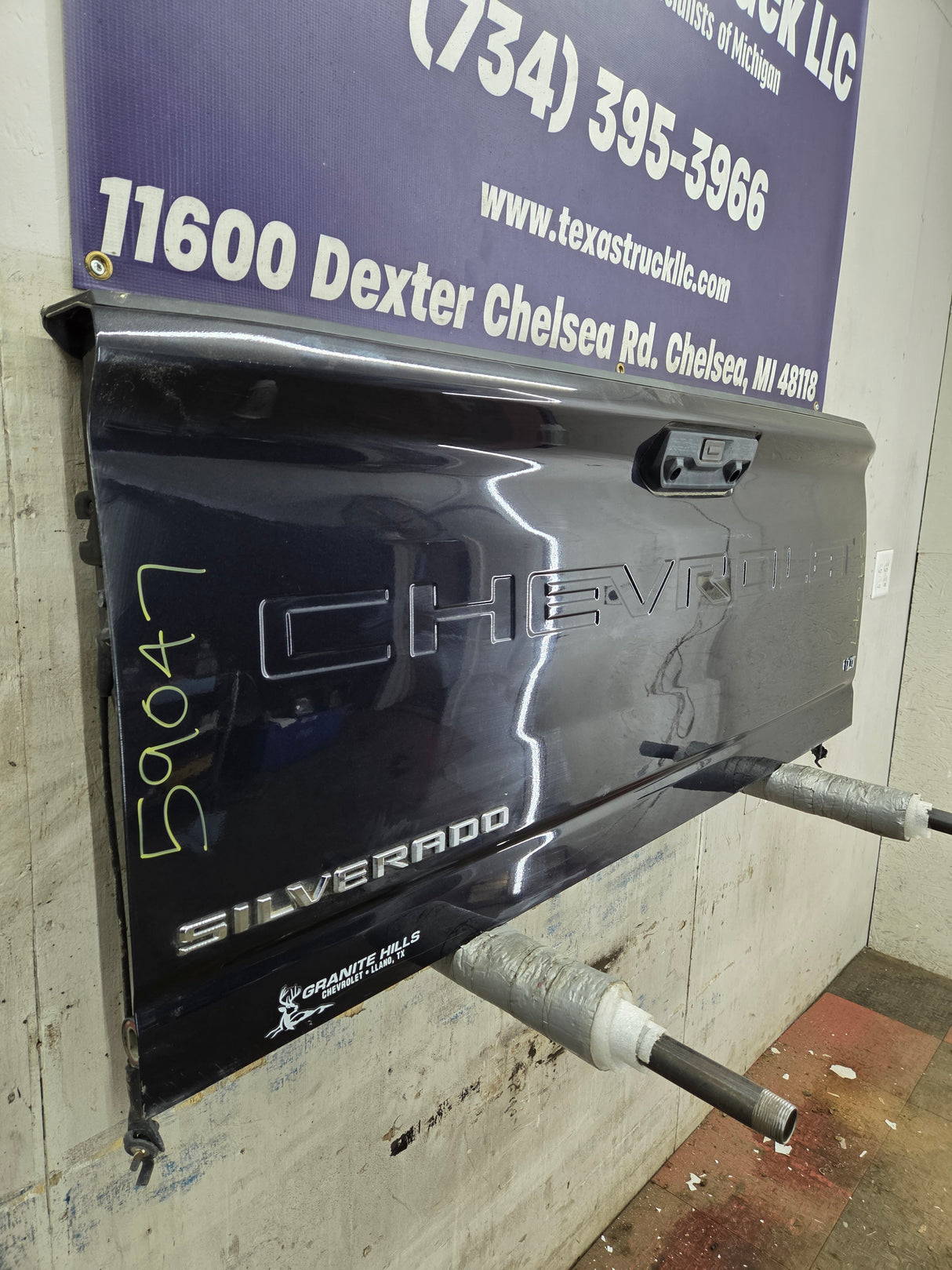 2019-2026 Chevrolet Silverado 2500 HD 3500HD Truck Tailgate