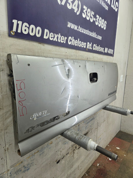 1999-2007 Chevrolet Silverado / GMC Sierra 1500 2500 3500 Tailgate