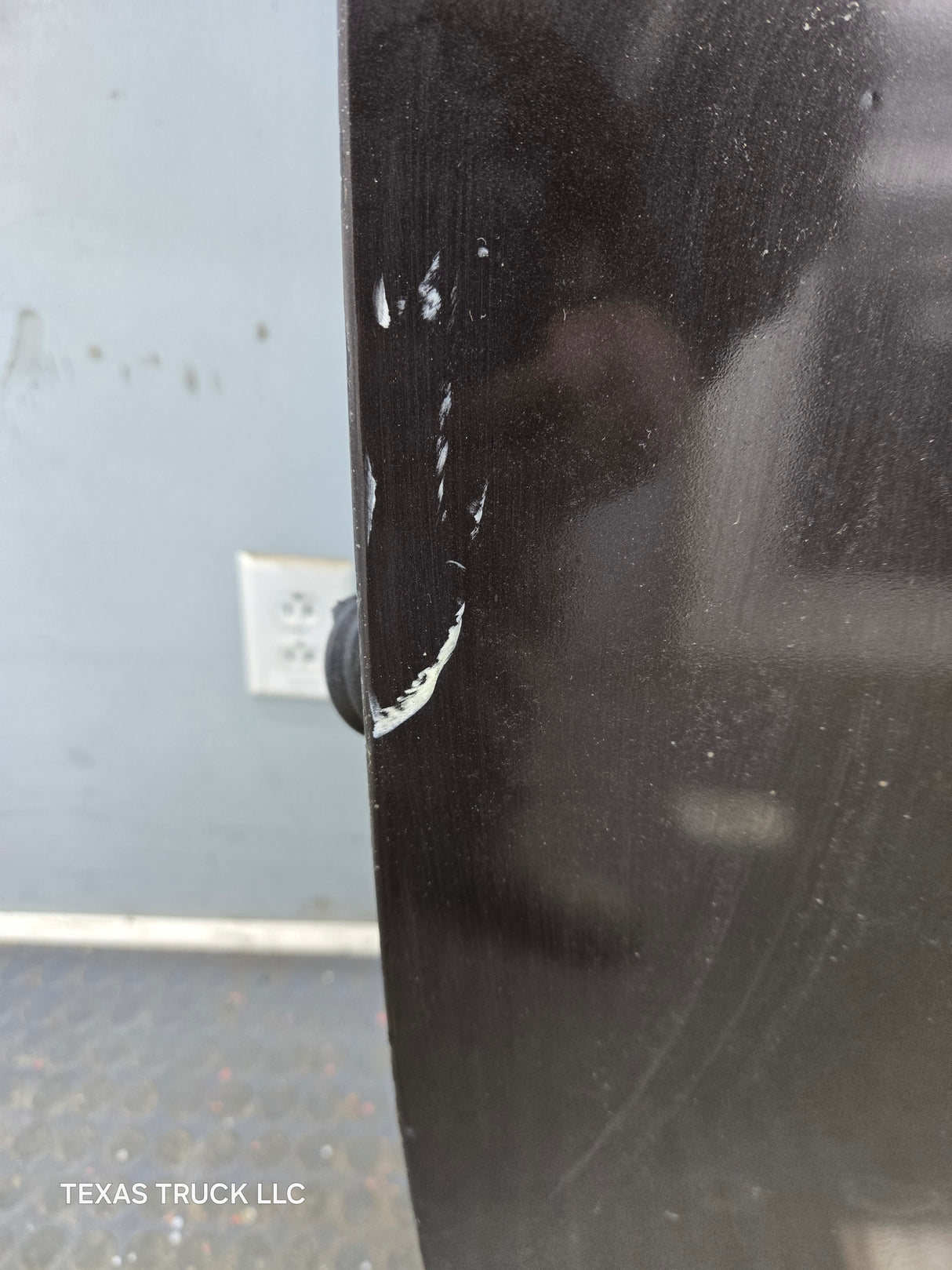 1999-2011 Ford Super Duty LH Driver Side Front Door F250 F350 F450 F550