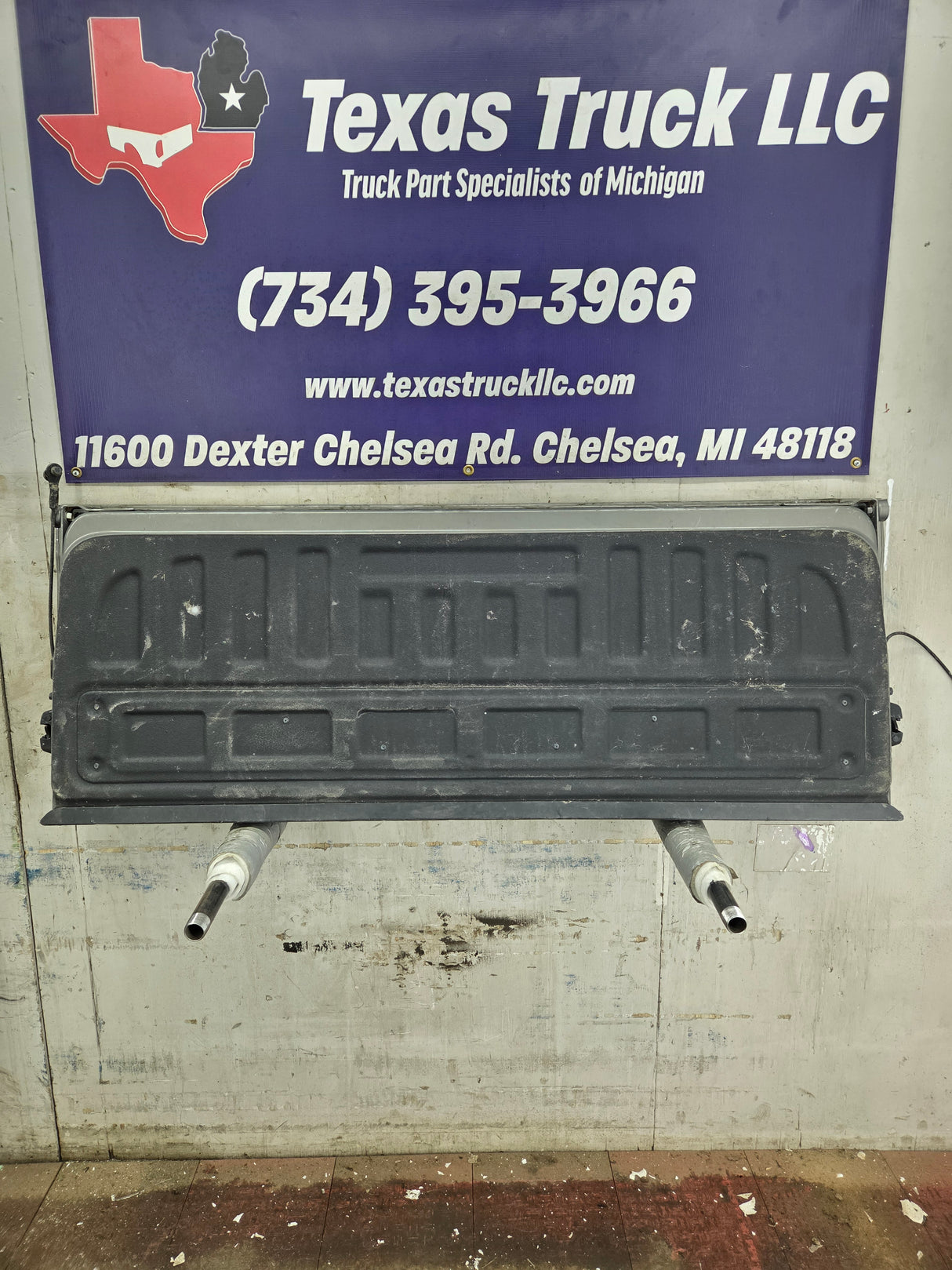 2014-2019 Chevrolet Silverado / GMC Sierra 1500 2500 3500 HD Tailgate