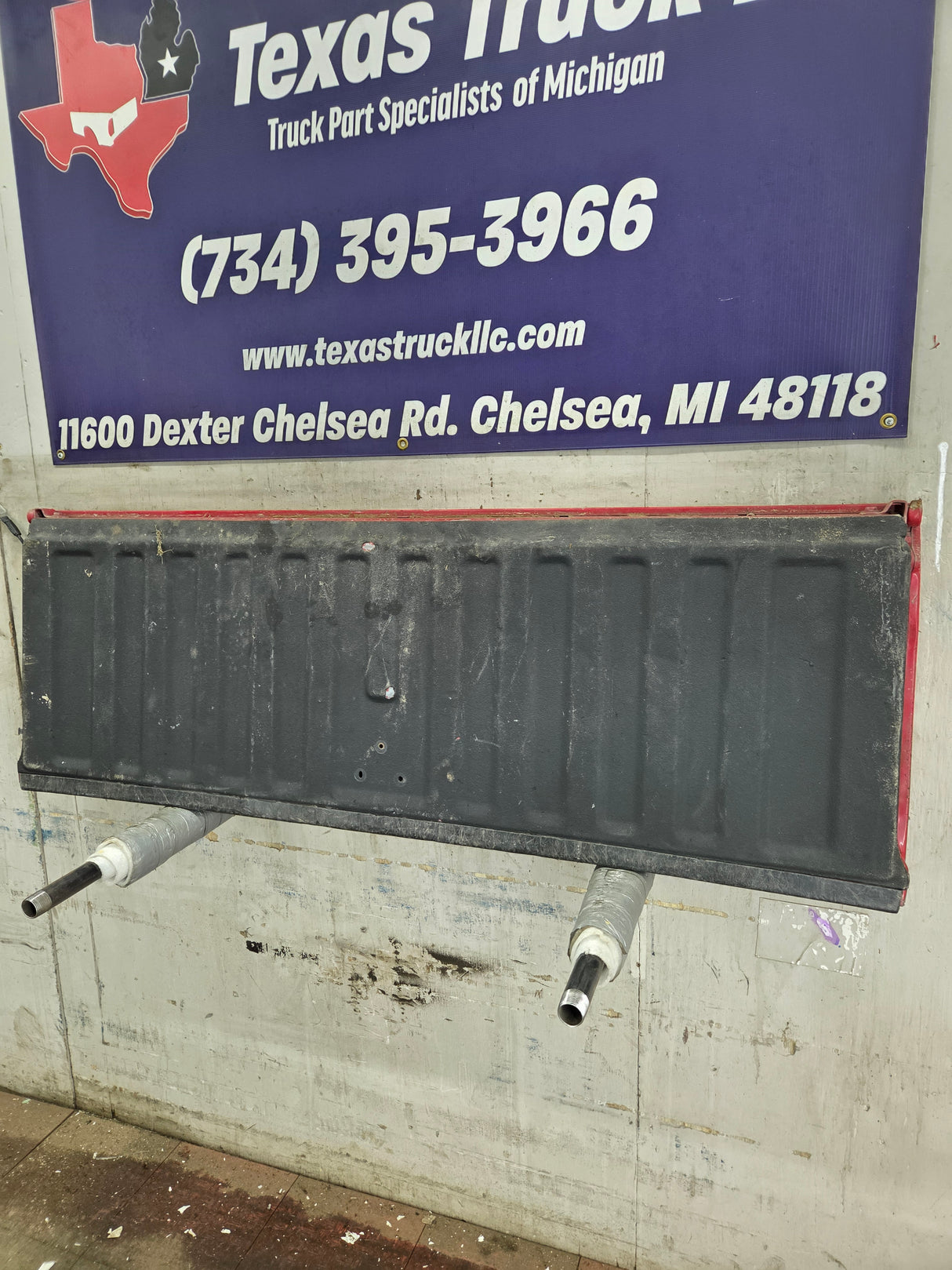 1999-2007 Chevrolet Silverado / GMC Sierra 1500 2500 3500 Tailgate