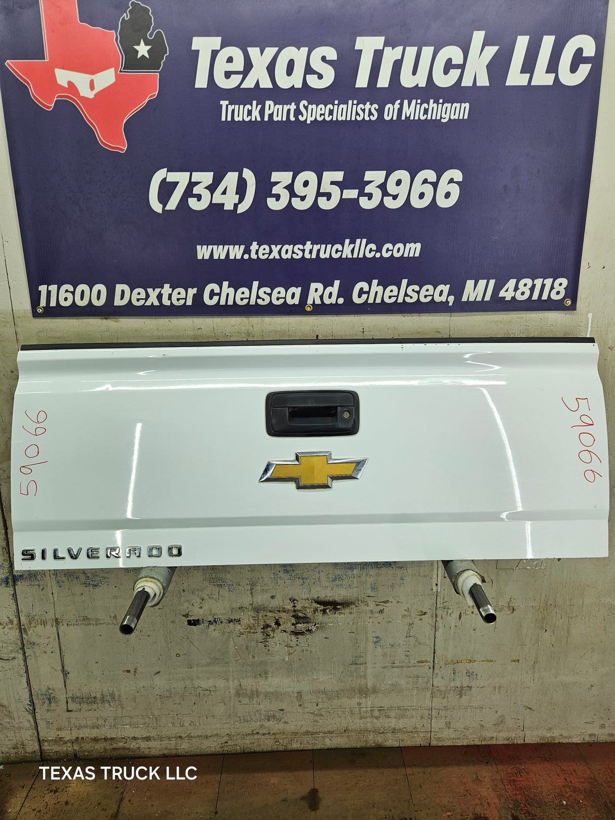 2014-2019 Chevrolet Silverado / GMC Sierra 1500 2500 3500 HD Tailgate