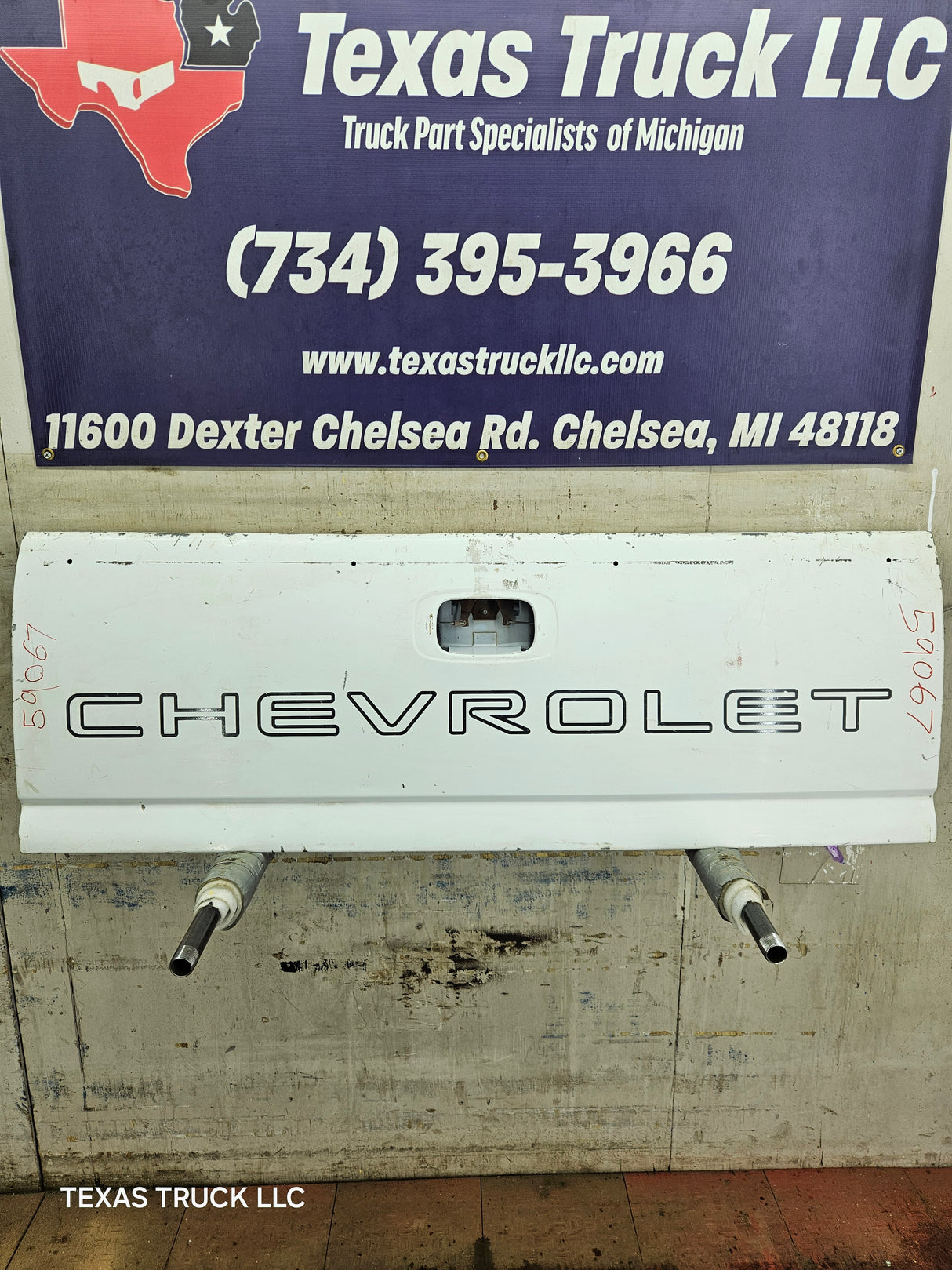 1999-2007 Chevrolet Silverado / GMC Sierra 1500 2500 3500 Tailgate