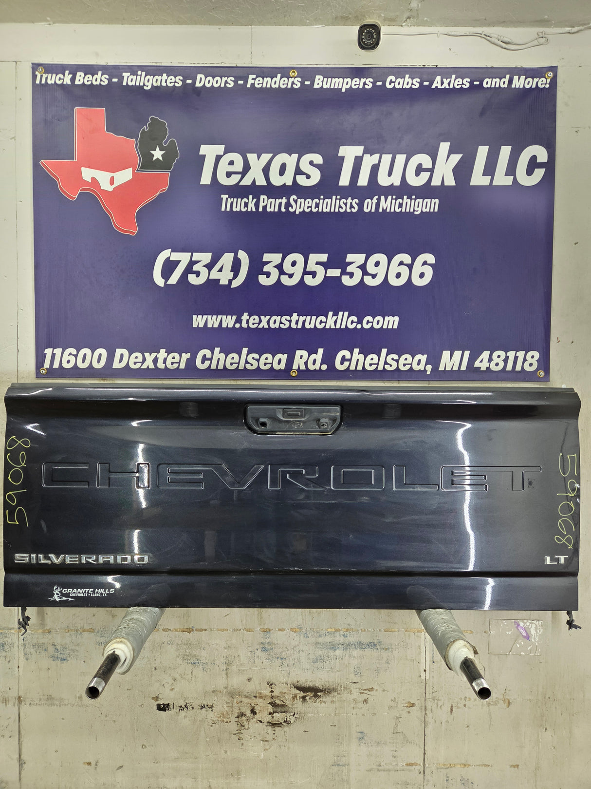 2019-2026 Chevrolet Silverado 2500 HD 3500HD Truck Tailgate