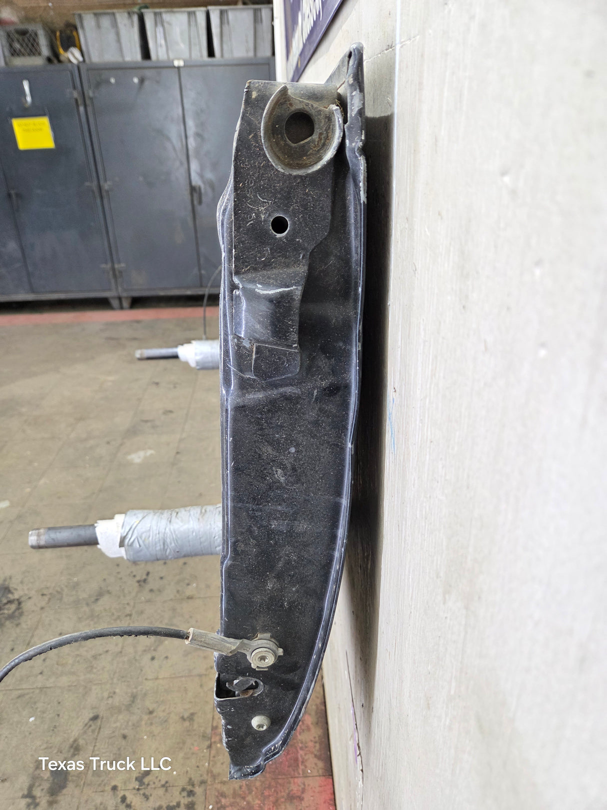 1997-2003 F150 / 1999-2007 Ford F250 F350 F450 F550 Super Duty Tailgate