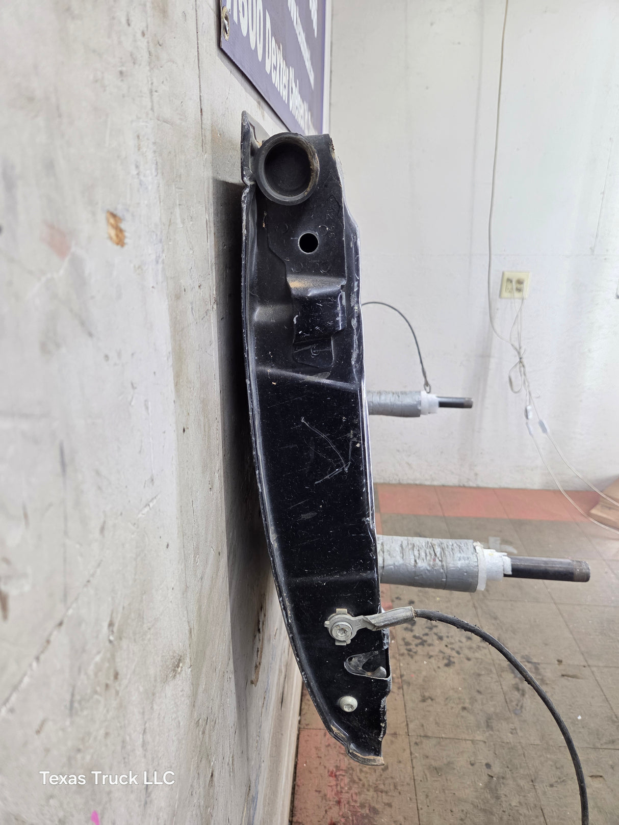 1997-2003 F150 / 1999-2007 Ford F250 F350 F450 F550 Super Duty Tailgate