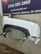 2003-2007 Chevrolet Silverado / Tahoe / Suburban 1500 2500 3500 HD RH Passenger Side "Cateye" Front Fender - Summit White