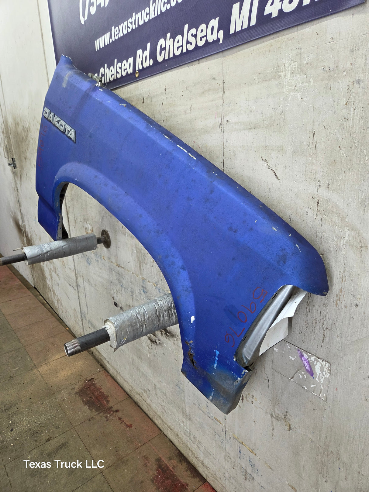 1987-1996 Dodge Dakota RH Passenger Side Front Fender