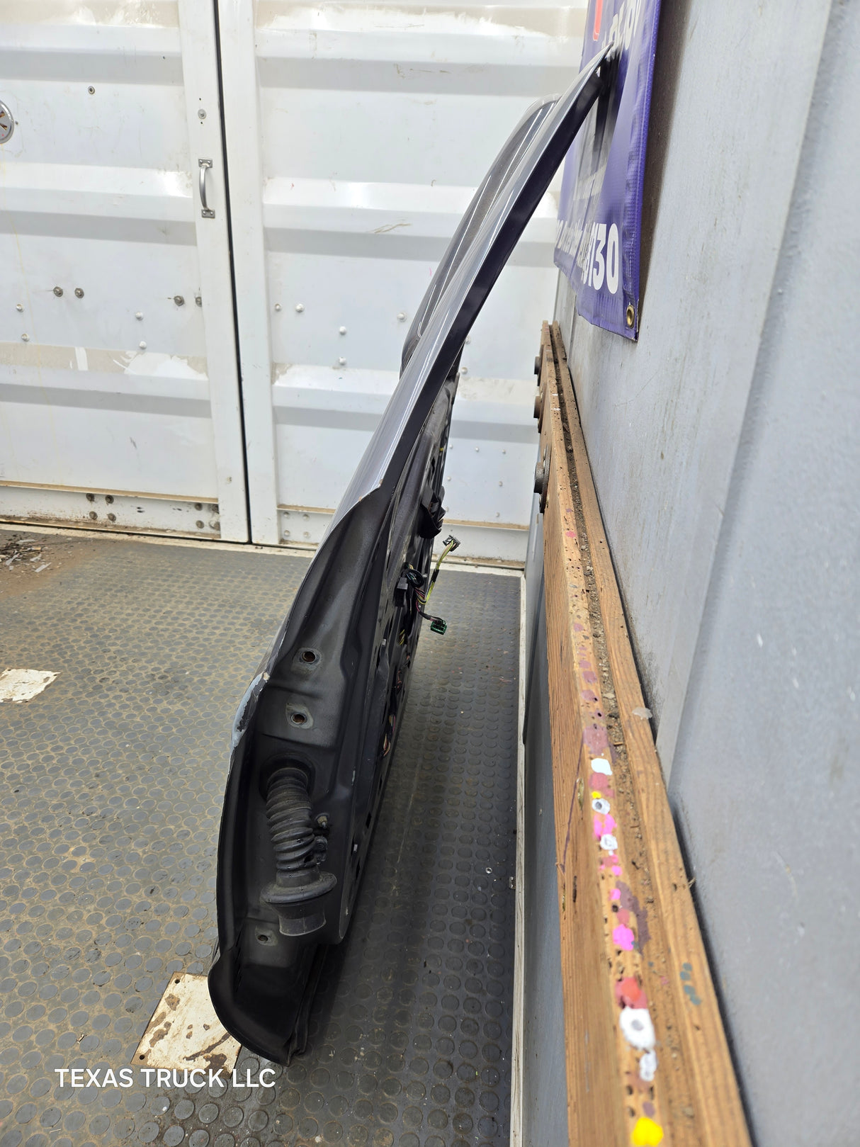 1999-2011 Ford Super Duty / Excursion Front Passenger RH Door F250 F350 F450 F550