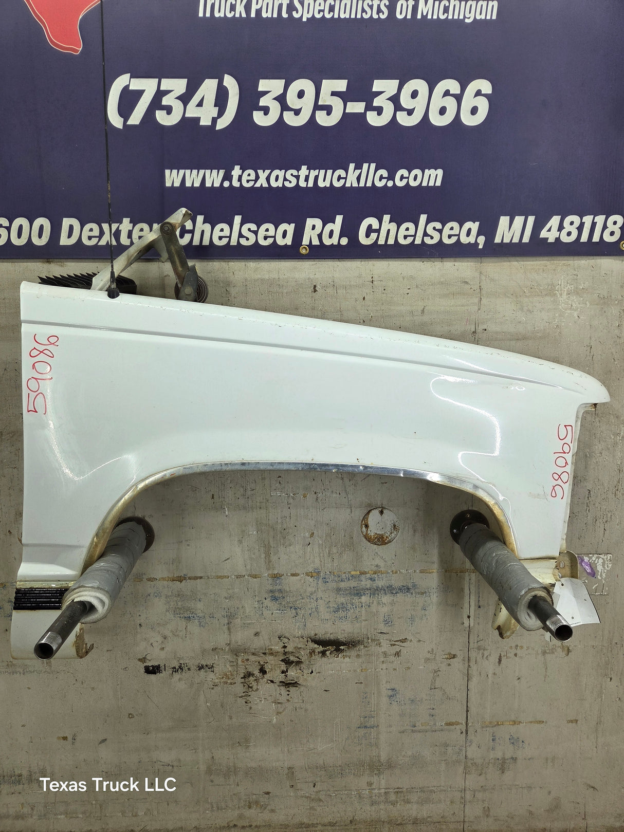 1988-1998 Chevrolet / GMC 1500 2500 3500 Right Hand Passenger Side Front Fender