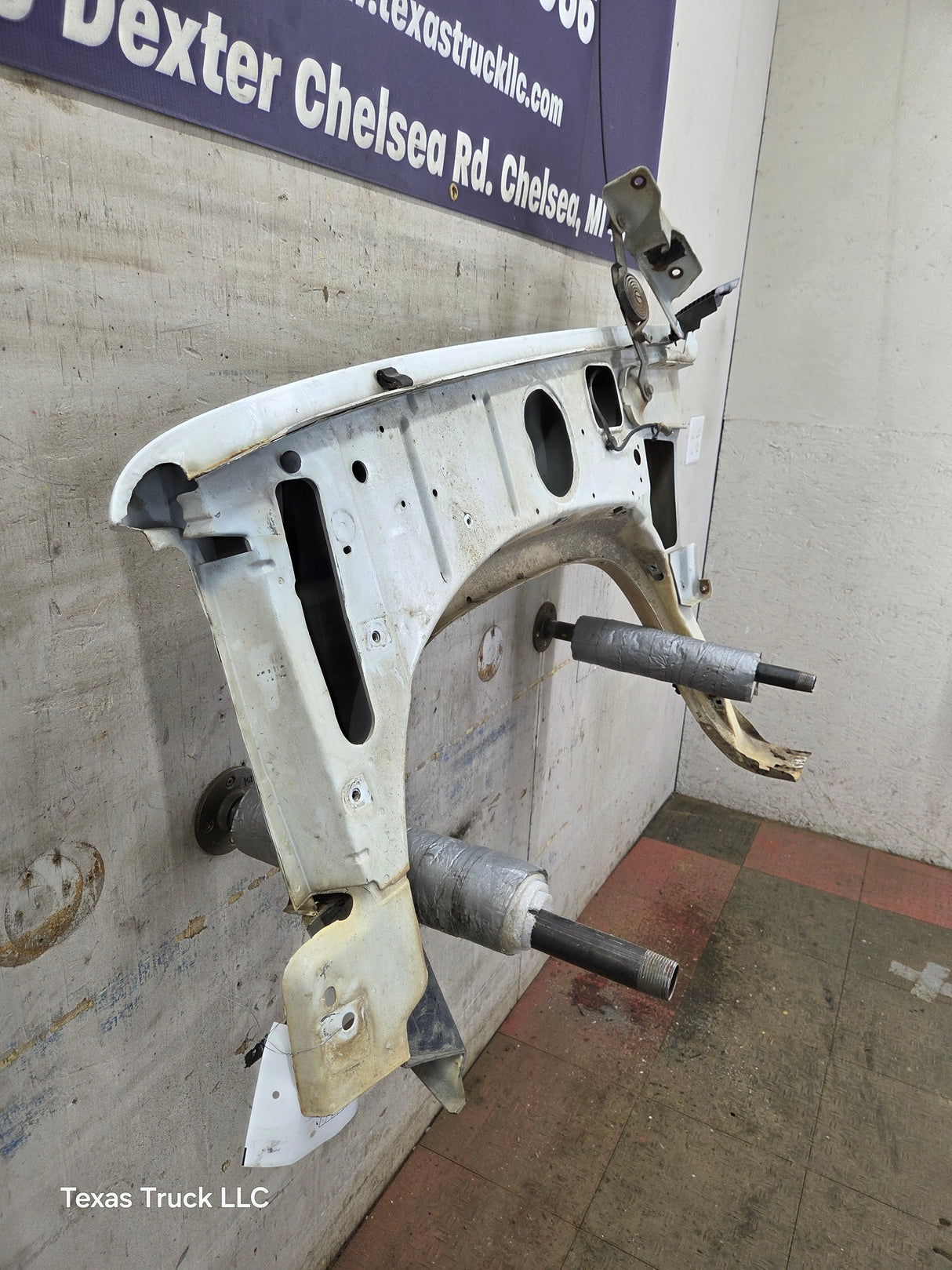 1988-1998 Chevrolet / GMC 1500 2500 3500 Right Hand Passenger Side Front Fender