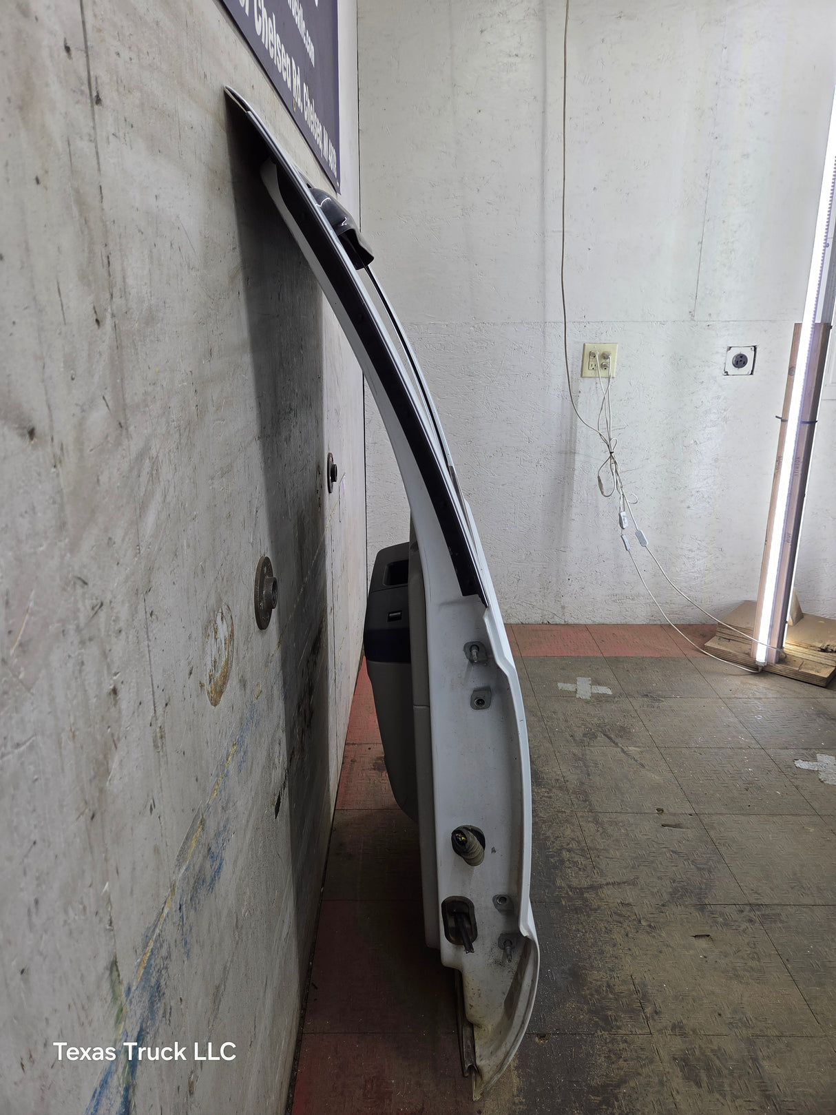 1999-2011 Ford Super Duty LH Driver Side Rear Crew Cab Door F250 F350 F450 F550